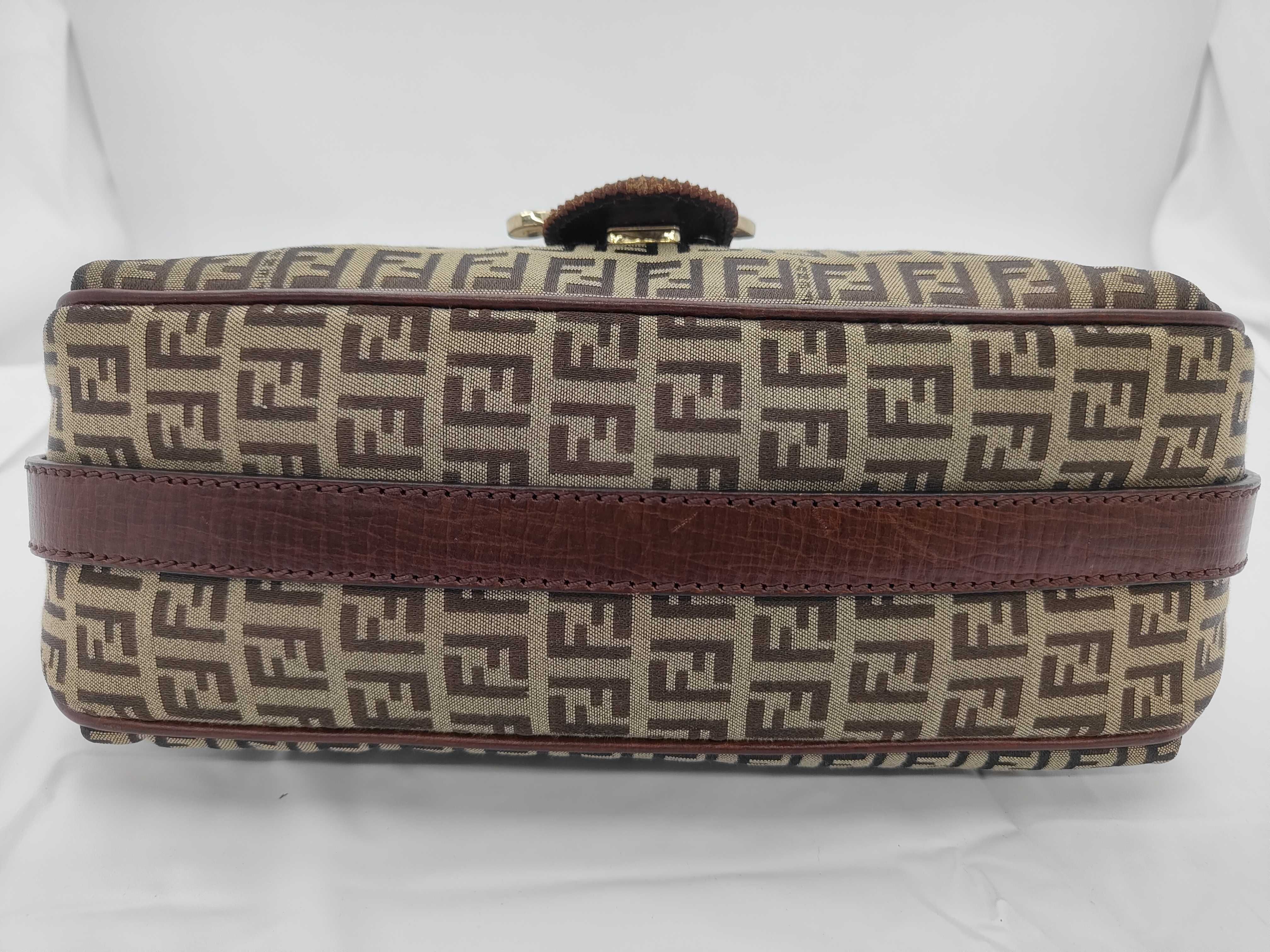 Zucchino Shoulder Bag — view 7