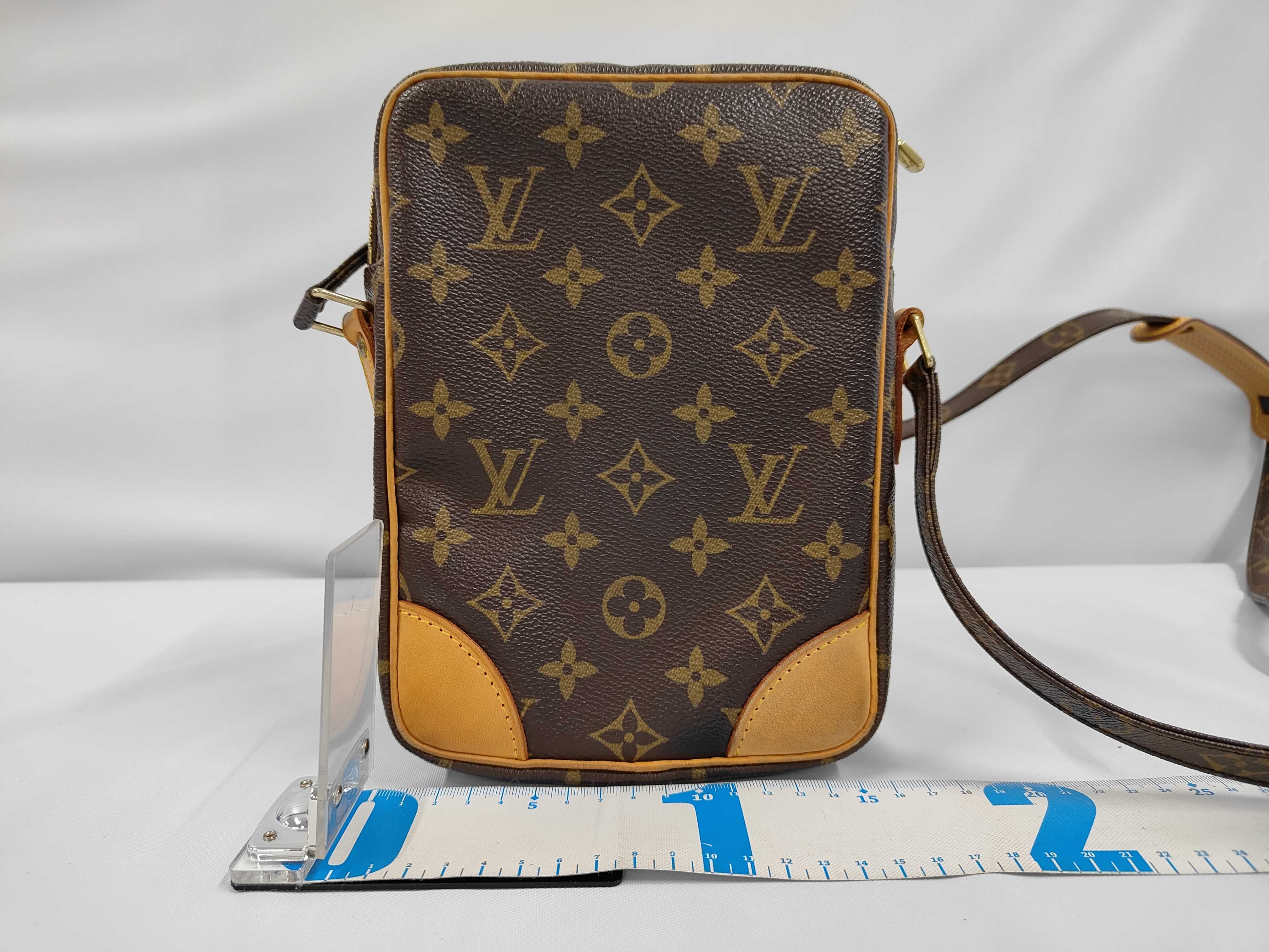 Monogram Amazon M45236 TH0026 Shoulder Bag — view 2