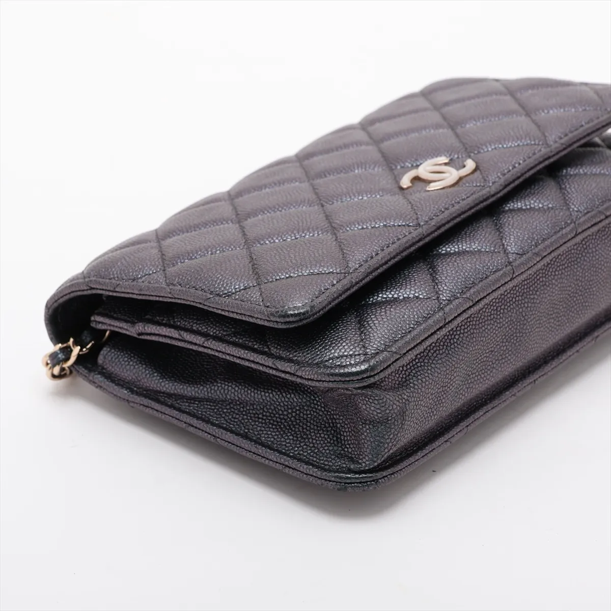 Matelassé Caviar Skin Chain Wallet, Green with Gold Hardware, 27657783, Serial Number 27 — view 4