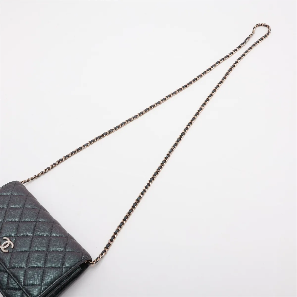 Matelassé Caviar Skin Chain Wallet, Green with Gold Hardware, 27657783, Serial Number 27 — view 5