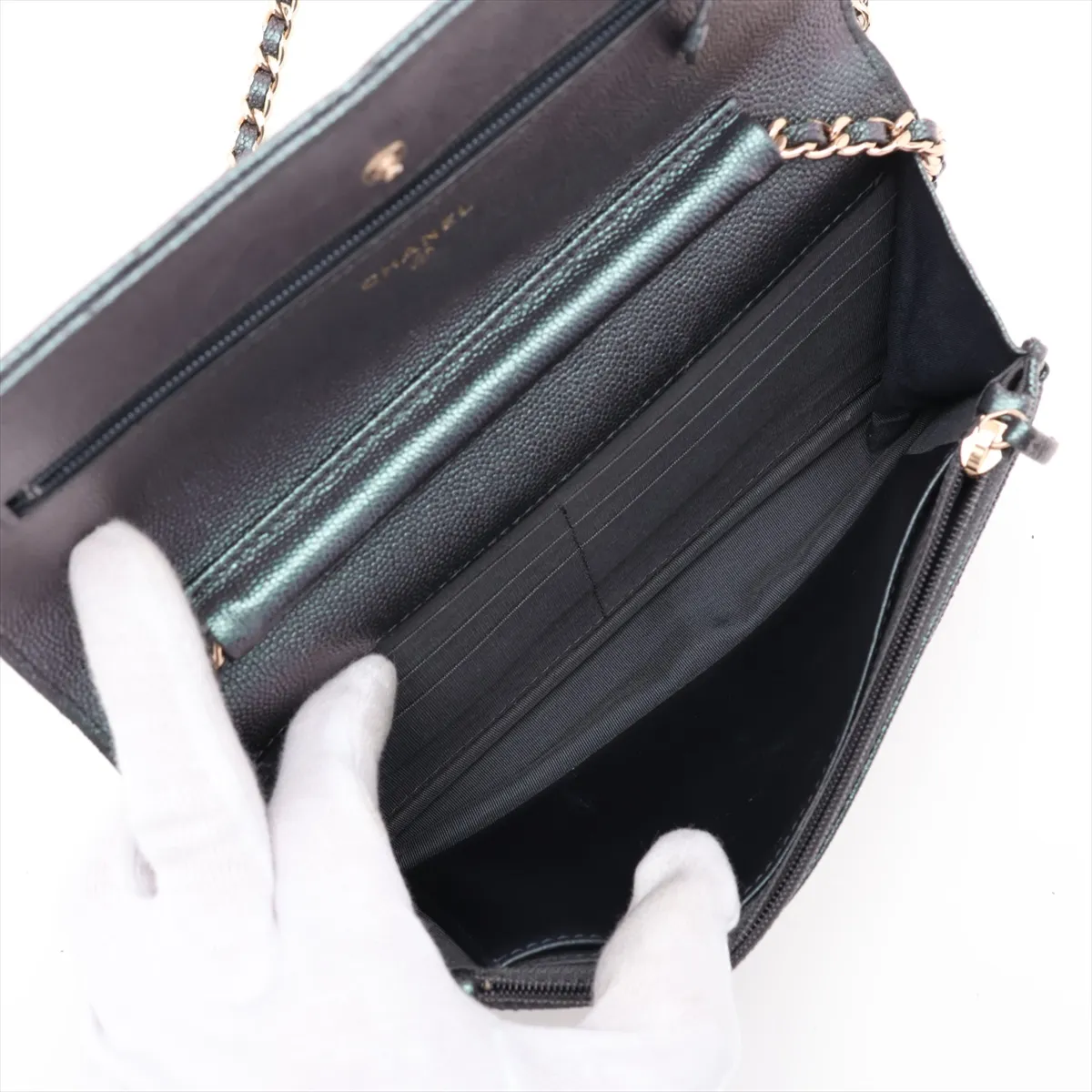 Matelassé Caviar Skin Chain Wallet, Green with Gold Hardware, 27657783, Serial Number 27 — view 6