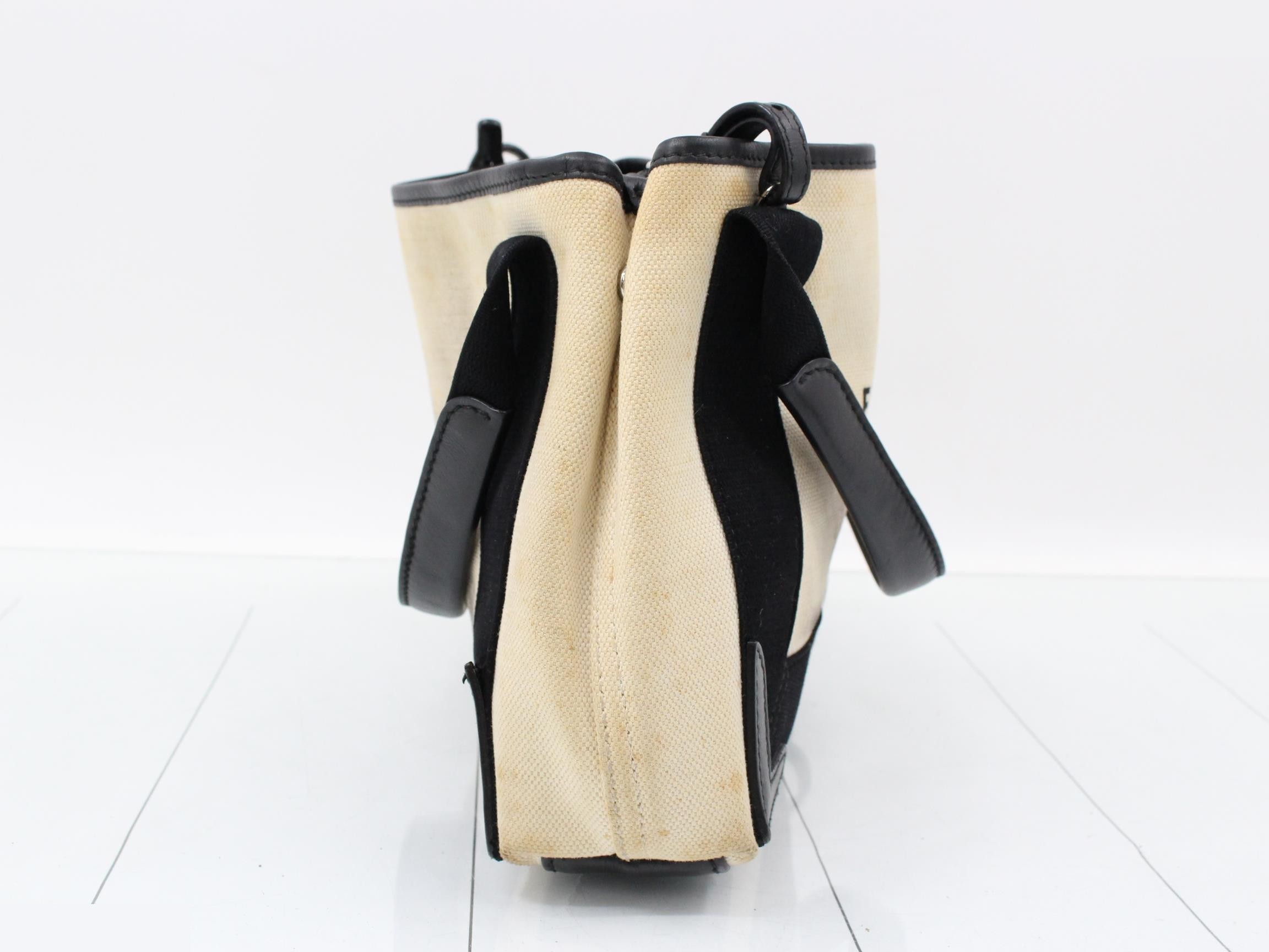handbag — view 4