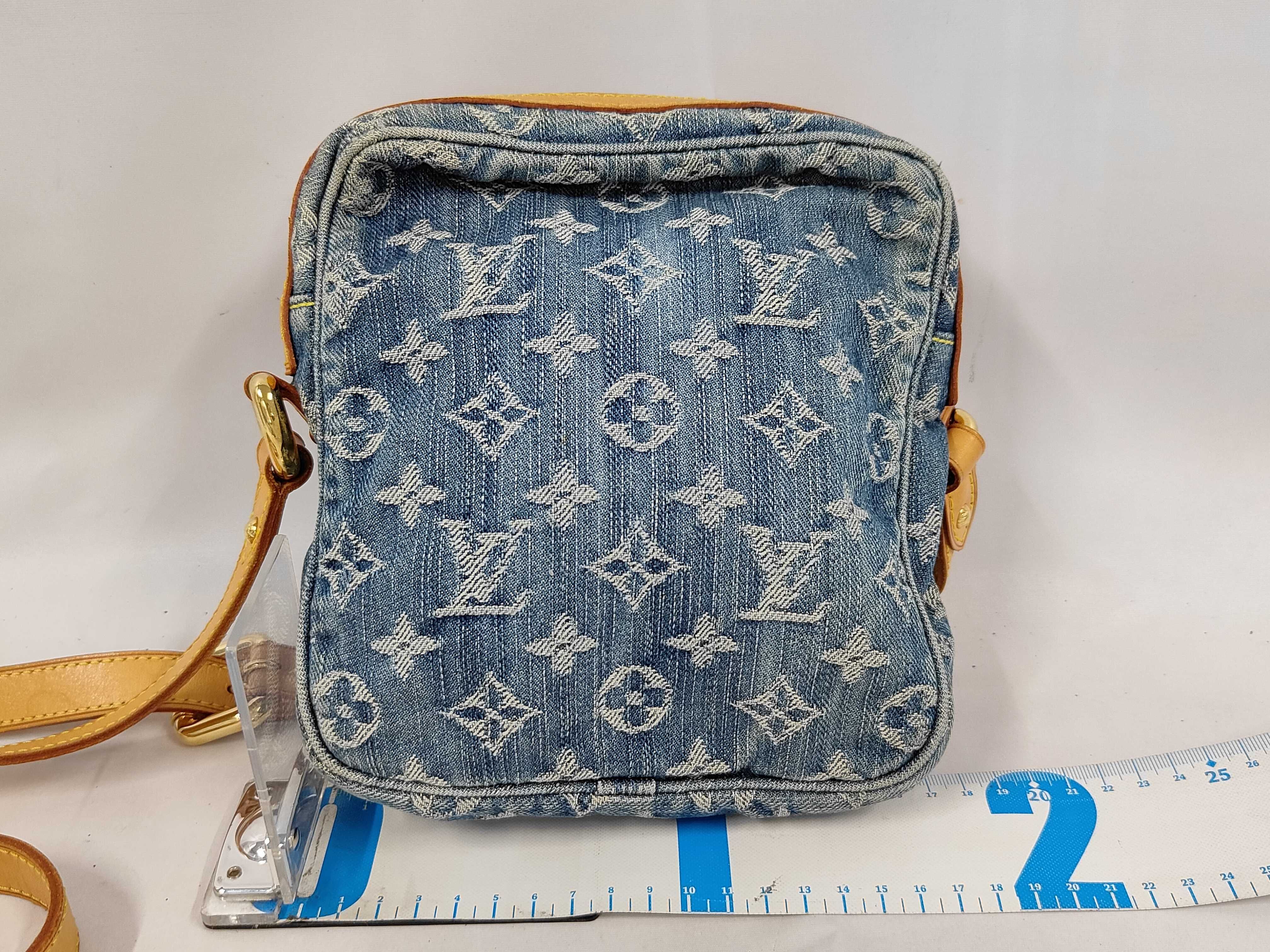 M95348 Denim Camera Bag Shoulder Bag — view 2