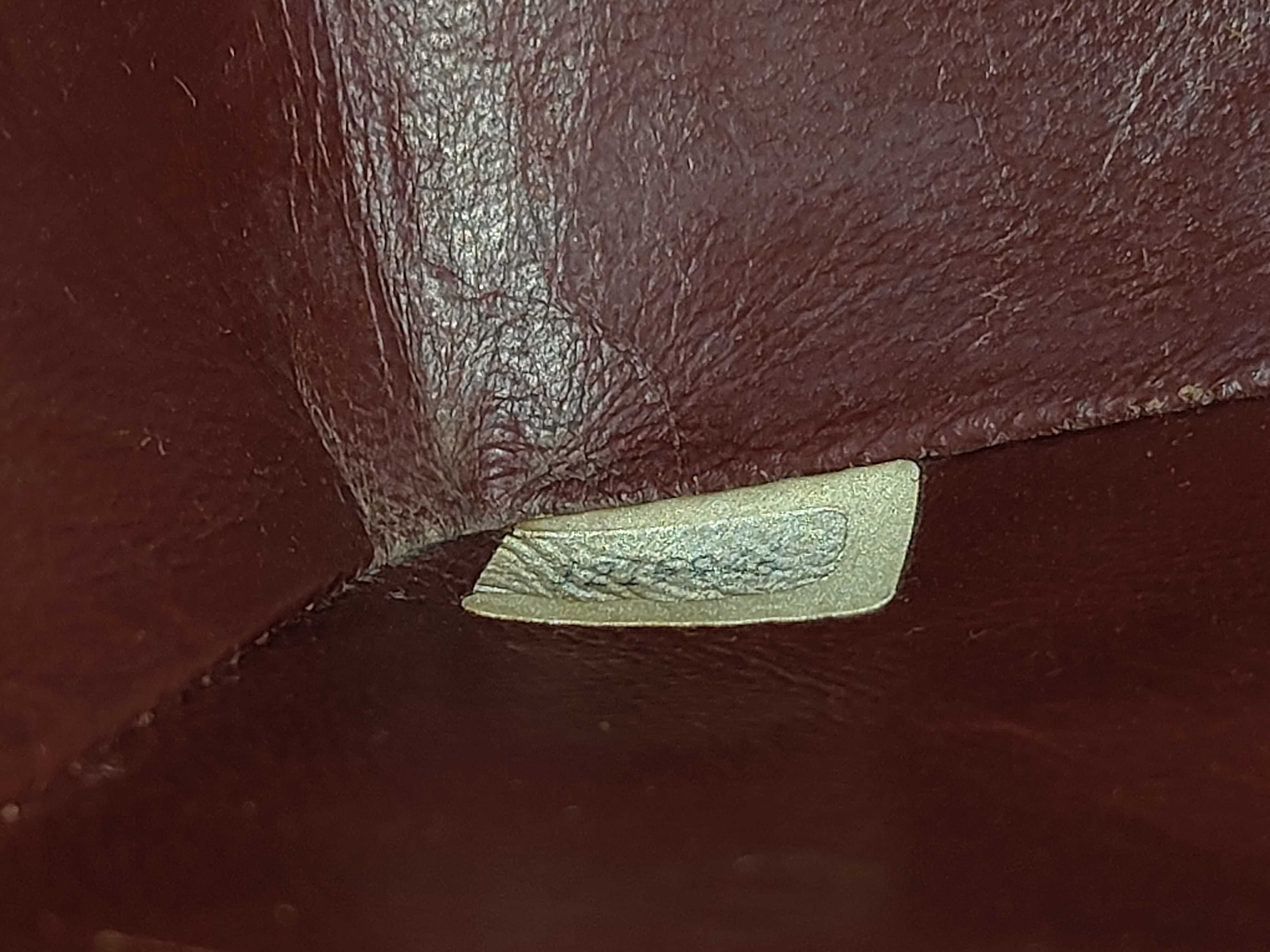 Matelassé Lambskin Shoulder Bag — view 12
