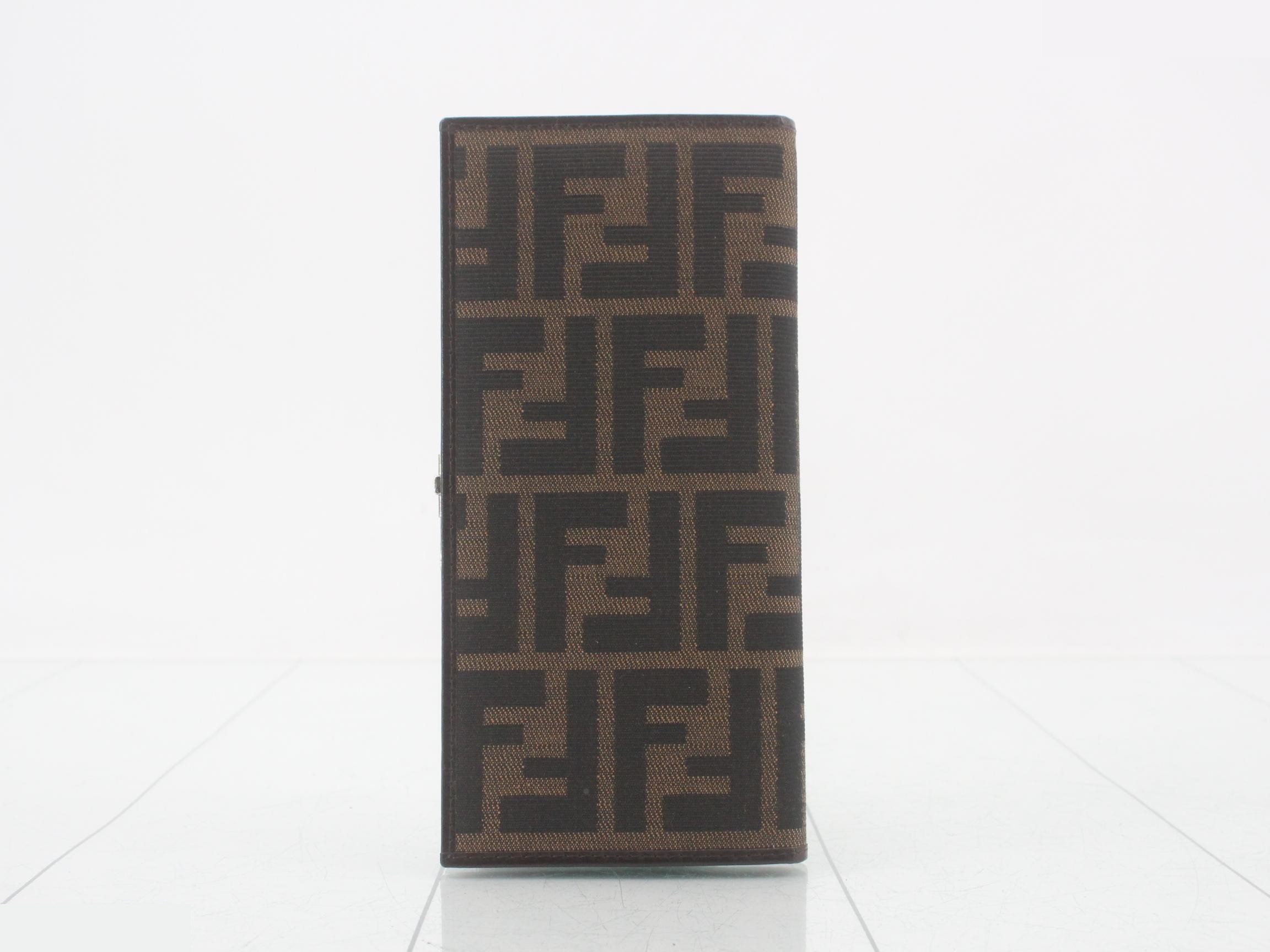 ZUCCA F-Buckle Bi-fold Long Wallet — view 2