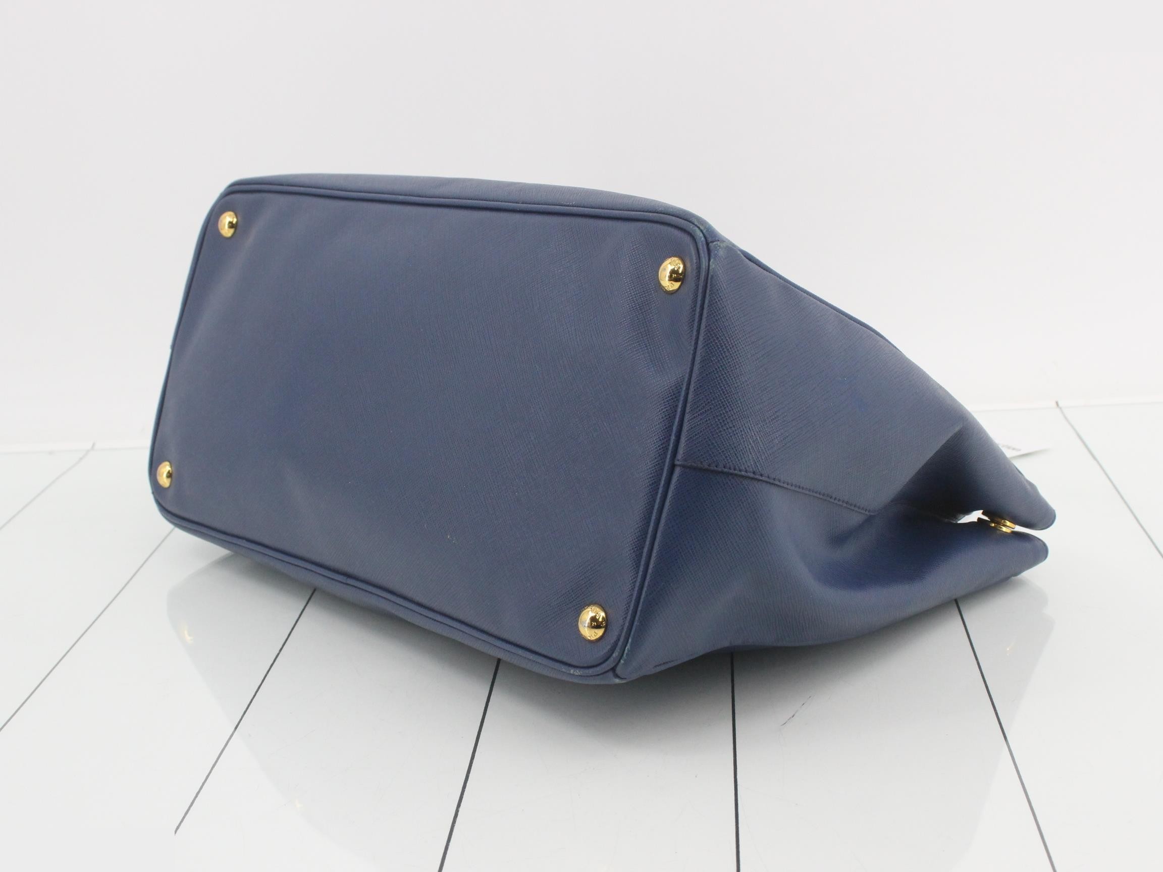 Galleria Saffiano Leather Blue — view 6