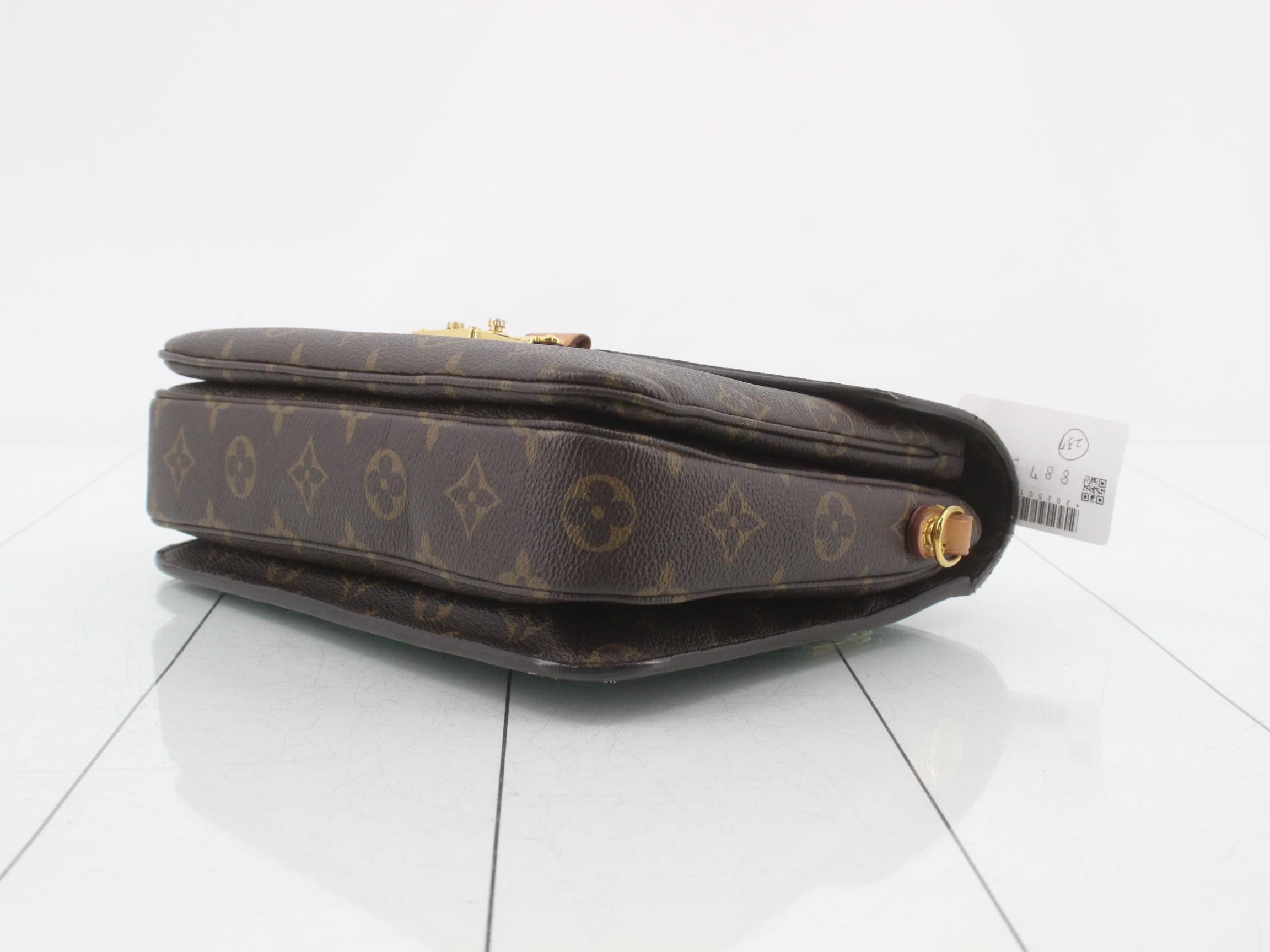 Monogram Pochette Metis MM 2-Way Handbag — view 6