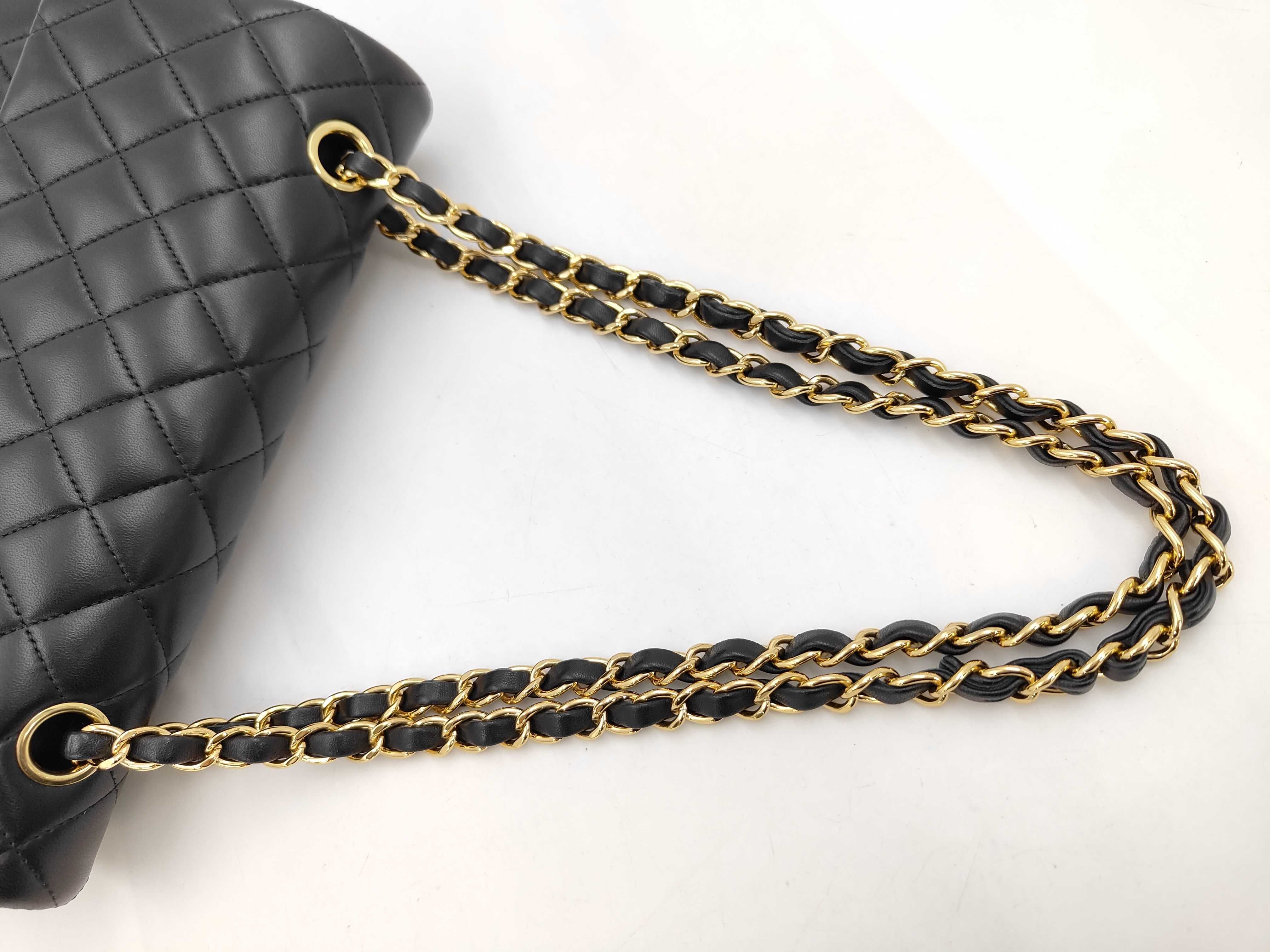 Matelassé 25 Double Flap Double Chain Shoulder Bag, Lambskin, Black, Gold Hardware. — view 3