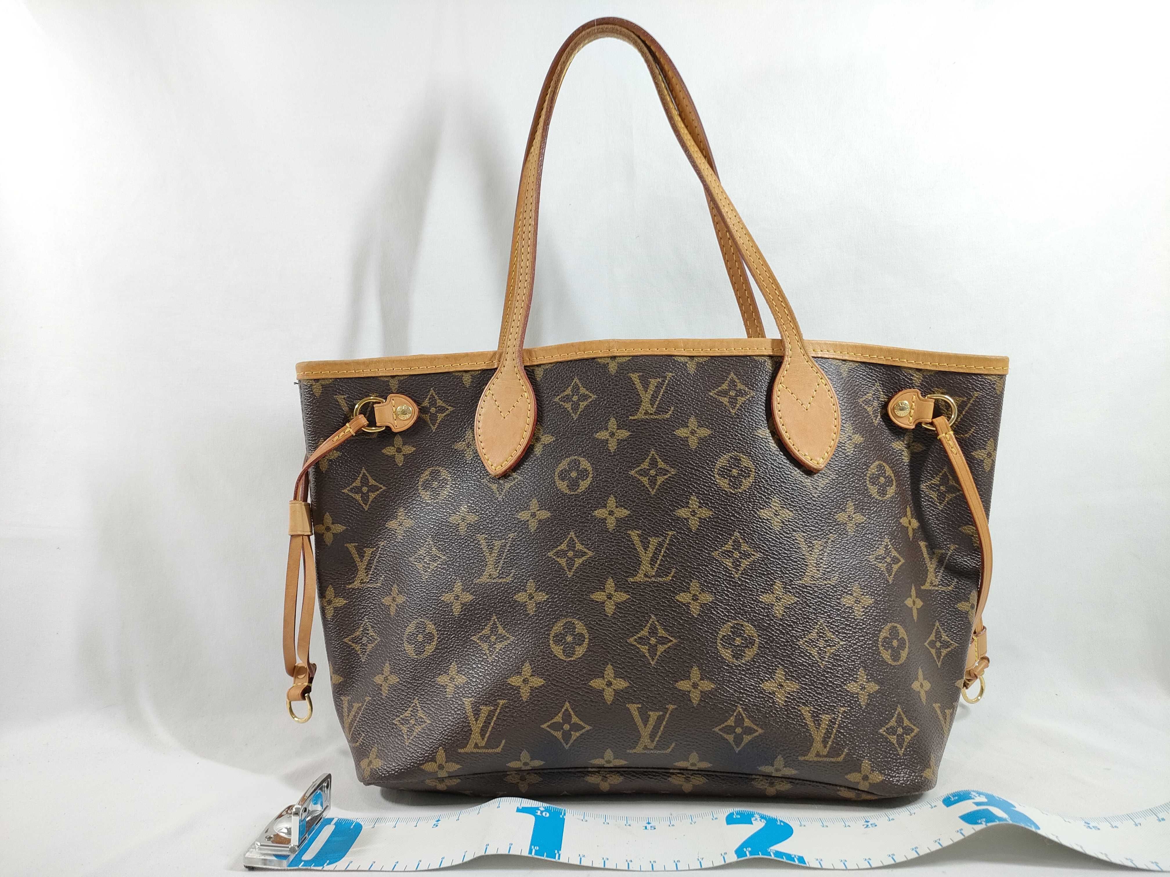 Monogram M40155 Neverfull PM (Old Model) Handbag — view 2