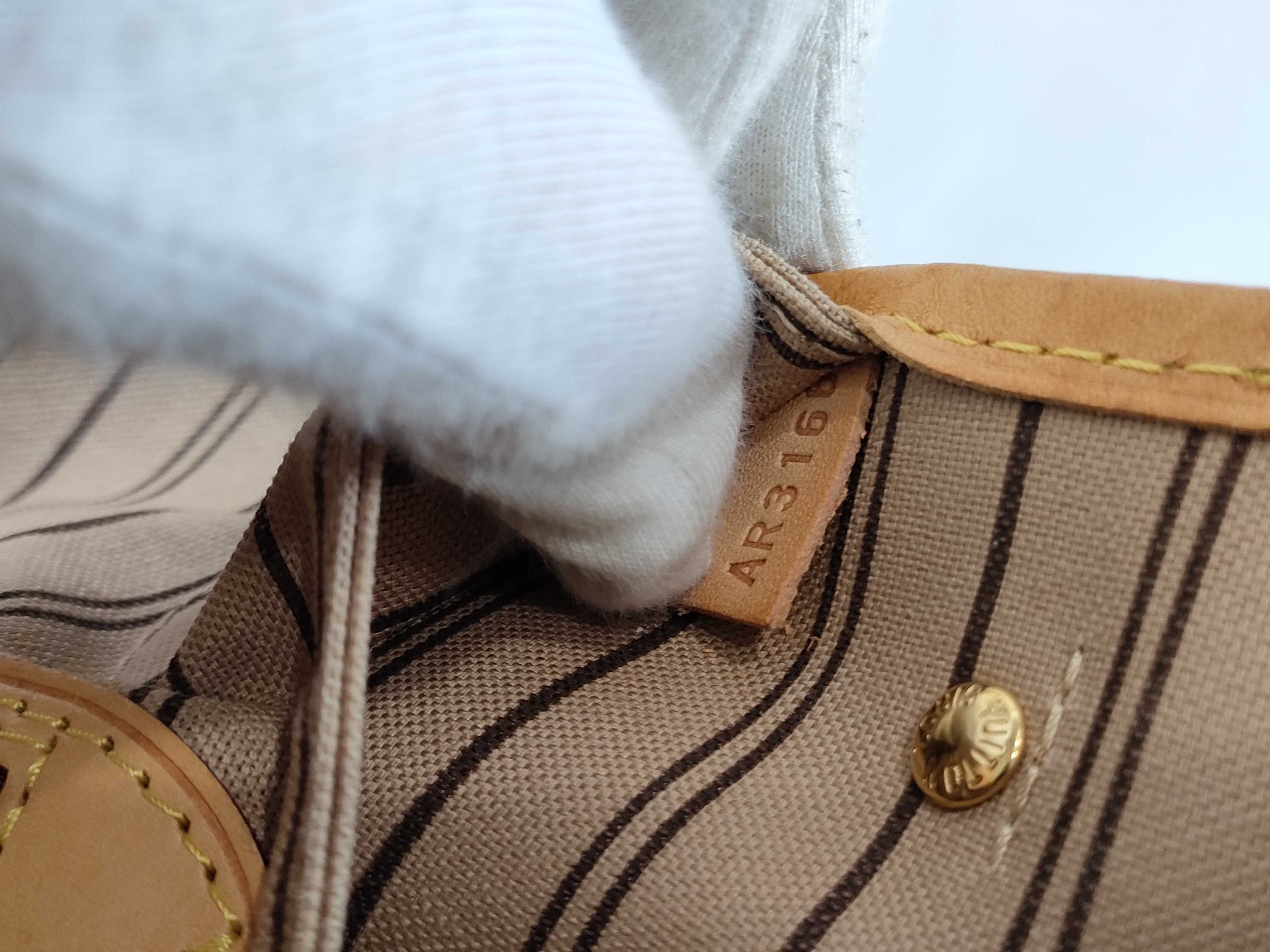 Monogram M40155 Neverfull PM (Old Model) Handbag — view 12