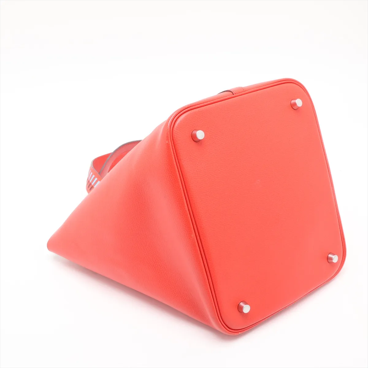 Hermès Picotin Lock 22 MM Tressage Veau Epsom Rouge Coeur x Blue Nord x Rouge H Silver Hardware D:2019 — view 4
