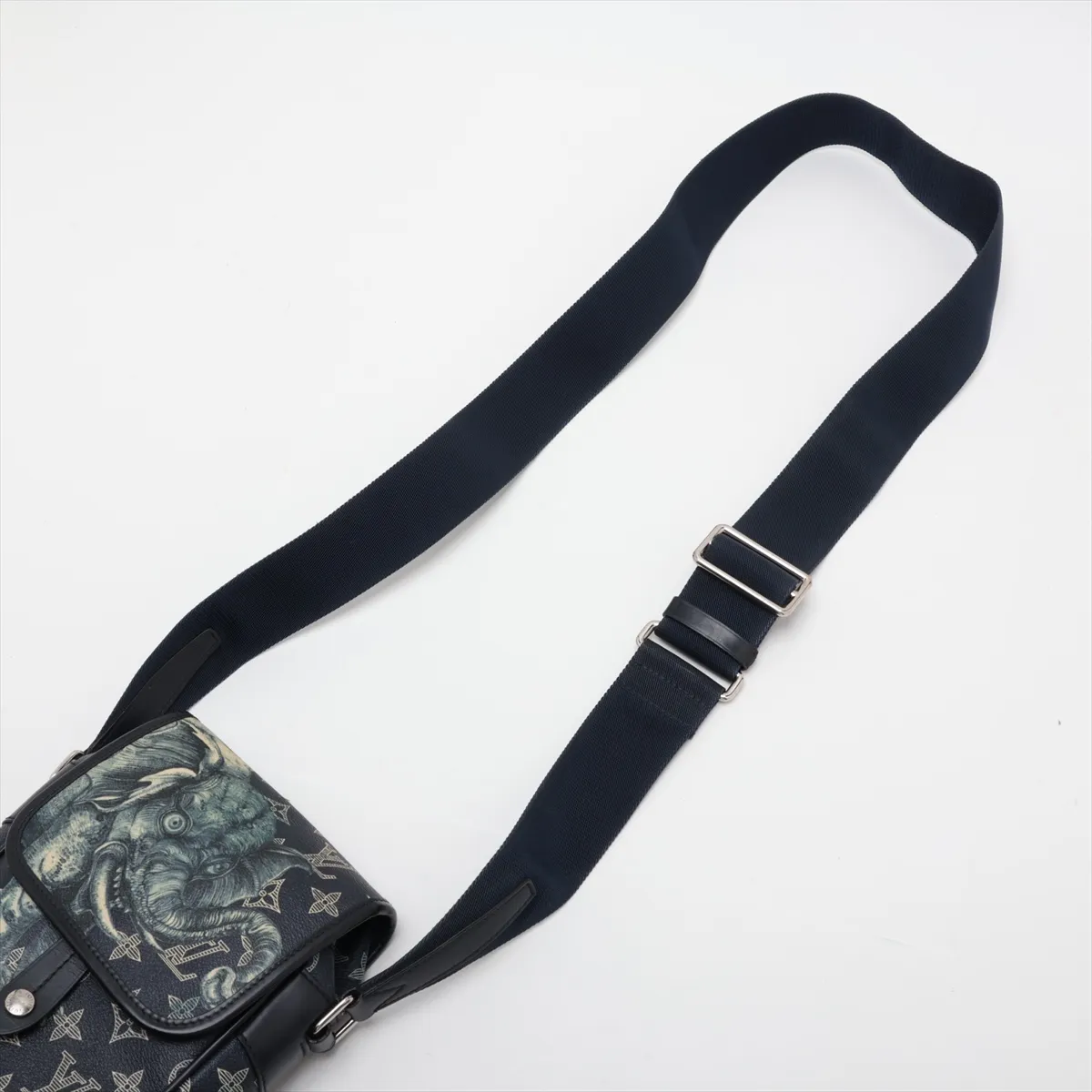 Monogram Savannah Messenger BB M54246 FO0127 Navy (RFID detected) — view 5