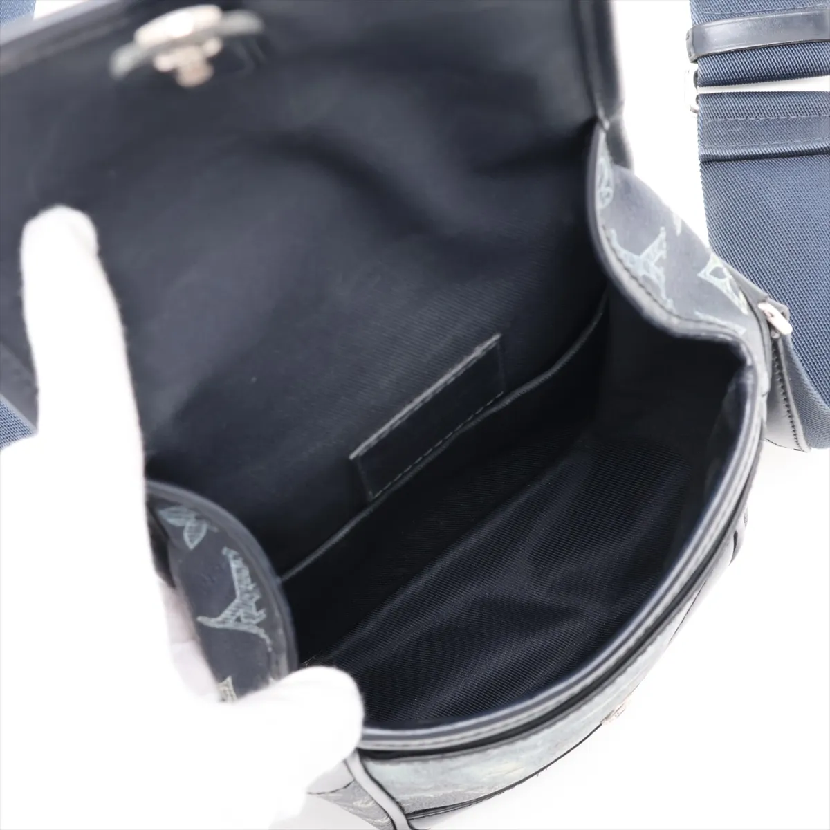 Monogram Savannah Messenger BB M54246 FO0127 Navy (RFID detected) — view 6