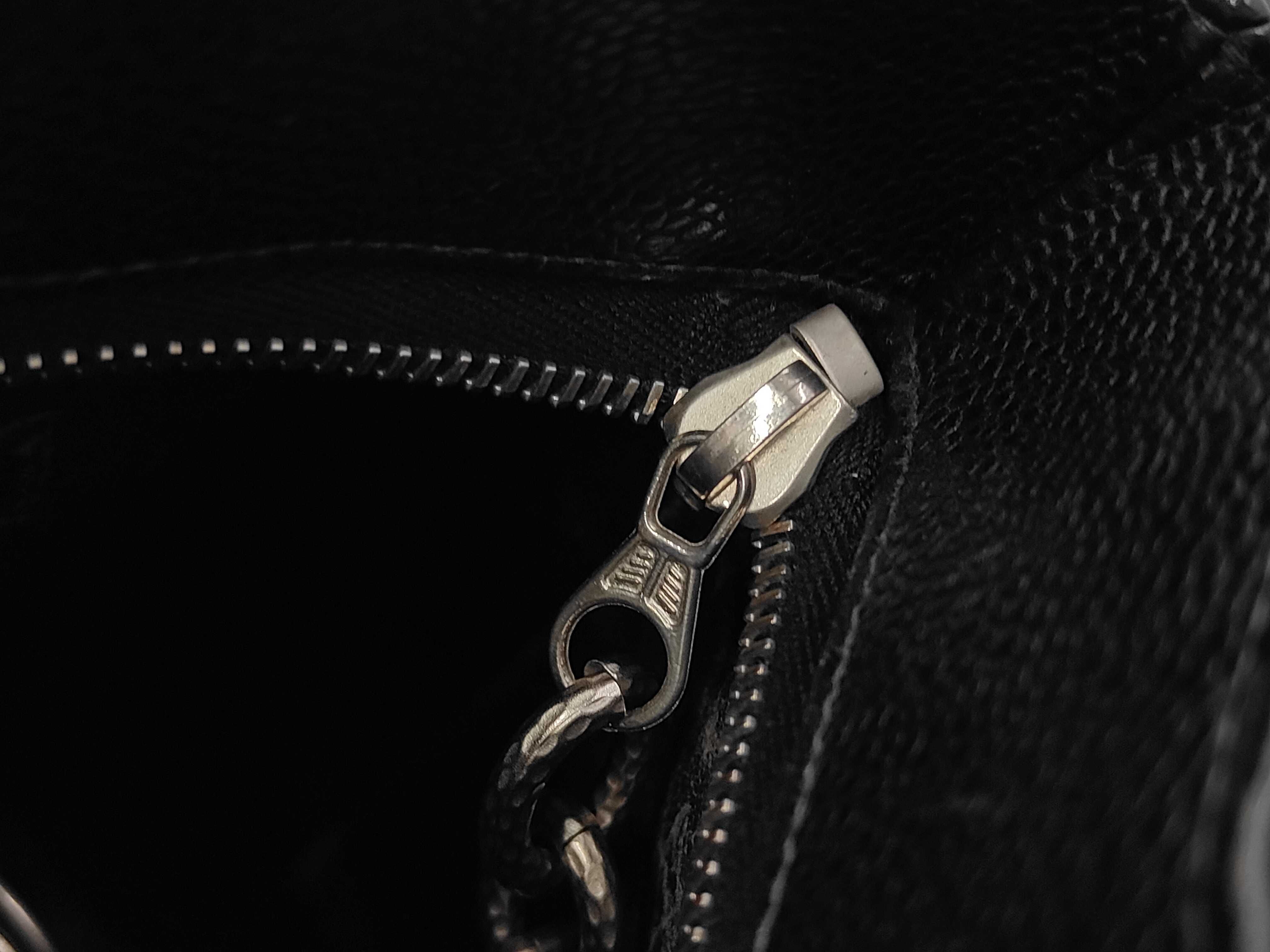 Reissue Tote Bag, Caviar Leather, Silver Hardware, with Original Seal. — view 11