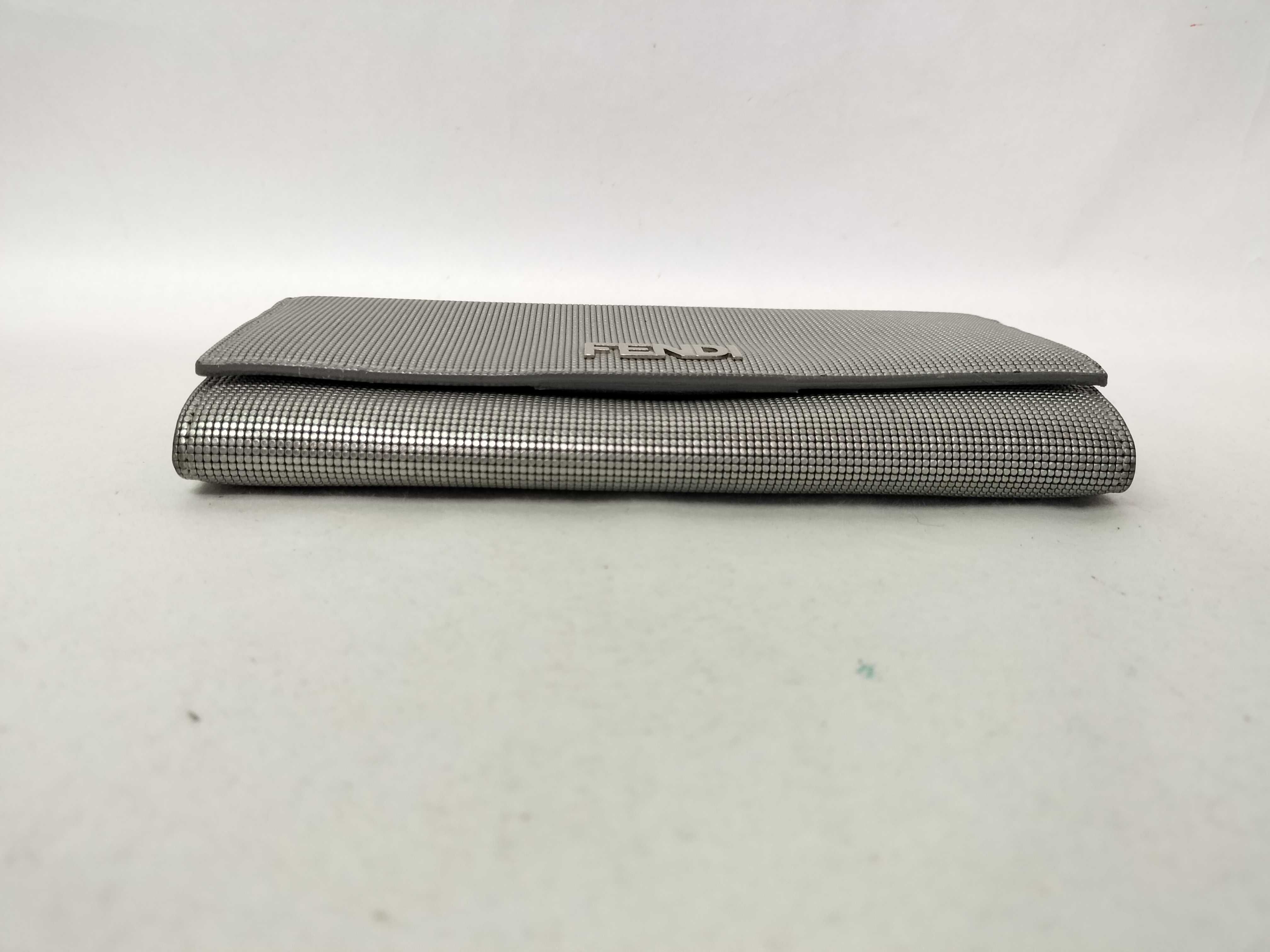 wallet — view 3