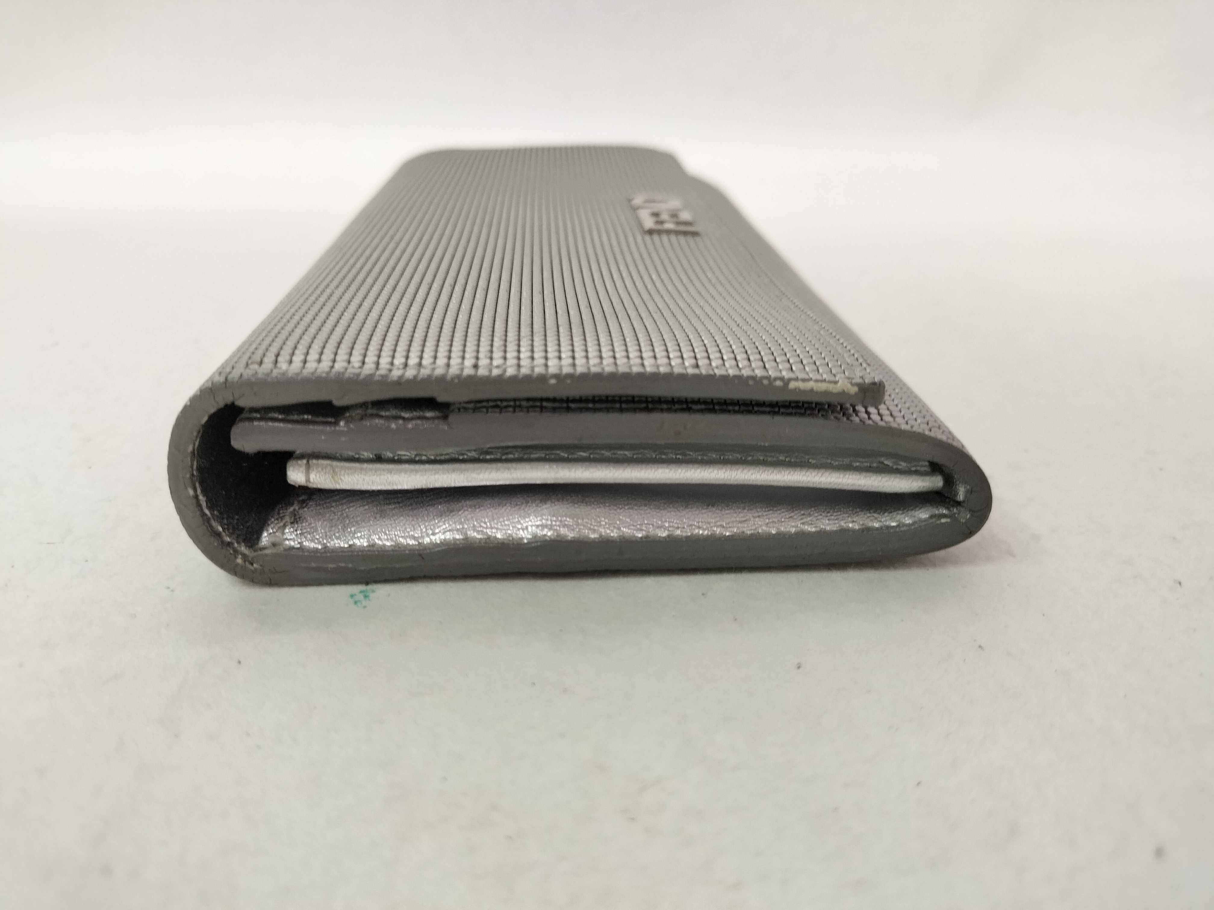 wallet — view 6