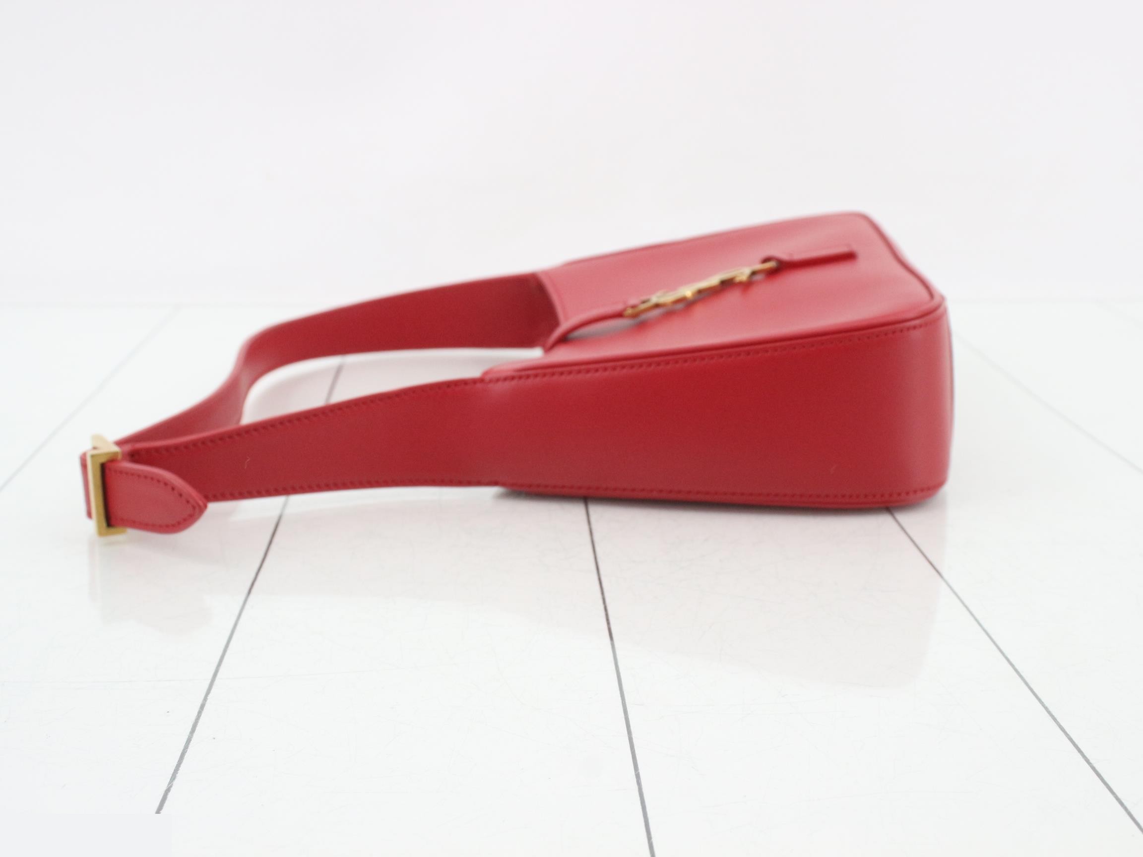 Le Cincassette One-Shoulder Bag, Red — view 4