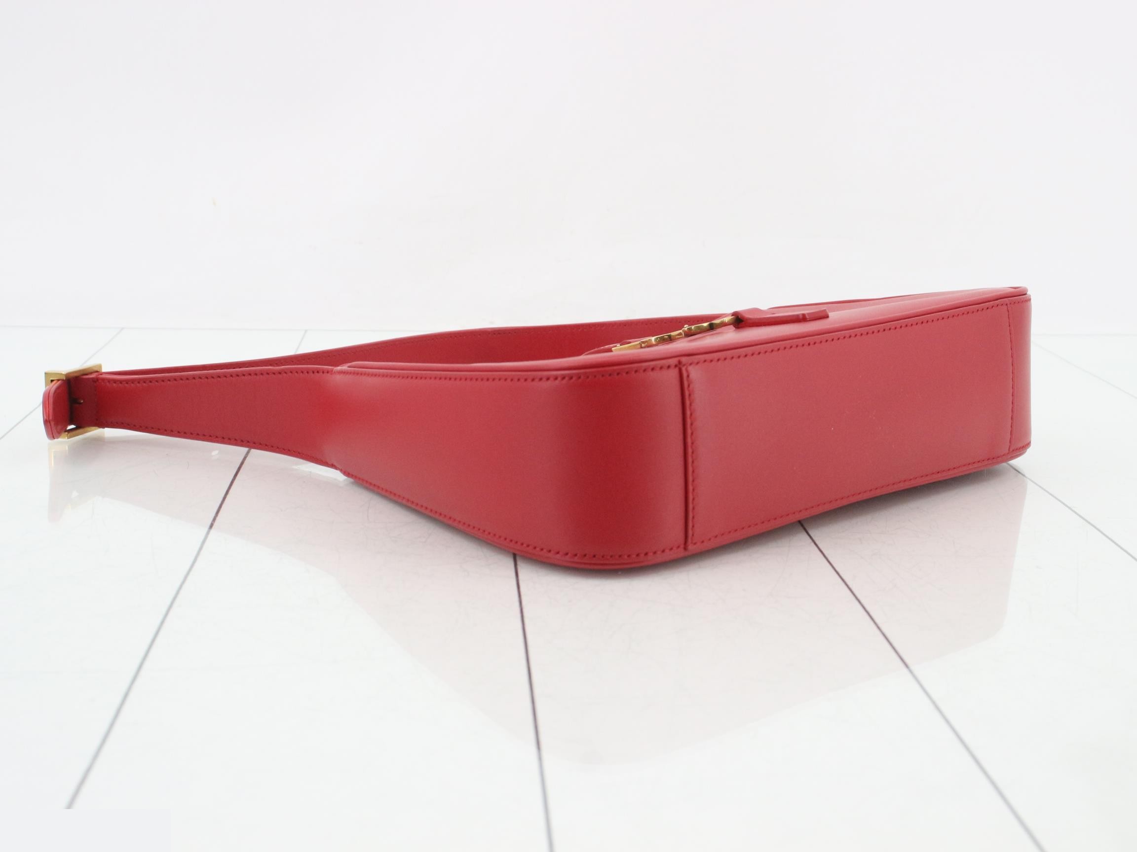Le Cincassette One-Shoulder Bag, Red — view 5