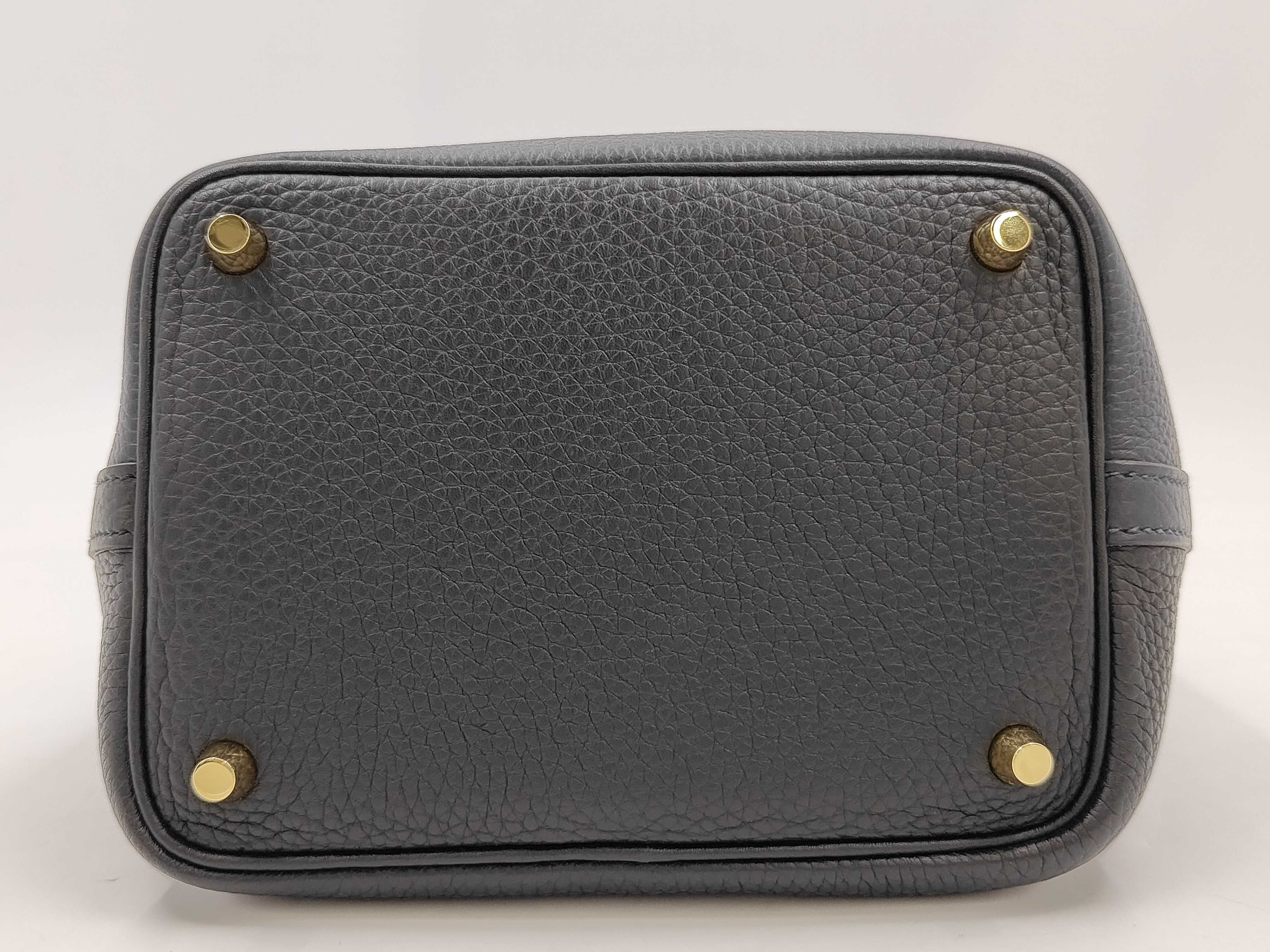 Picotin Lock 18 (Y stamp) Handbag — view 3