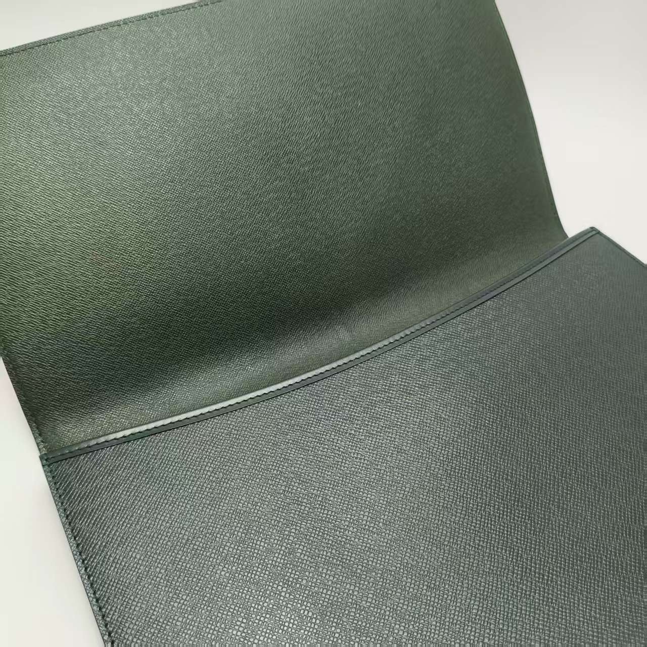 【*Shipped from: China*】LOUIS VUITTON Leather Clutch Bag Second Bag — view 6