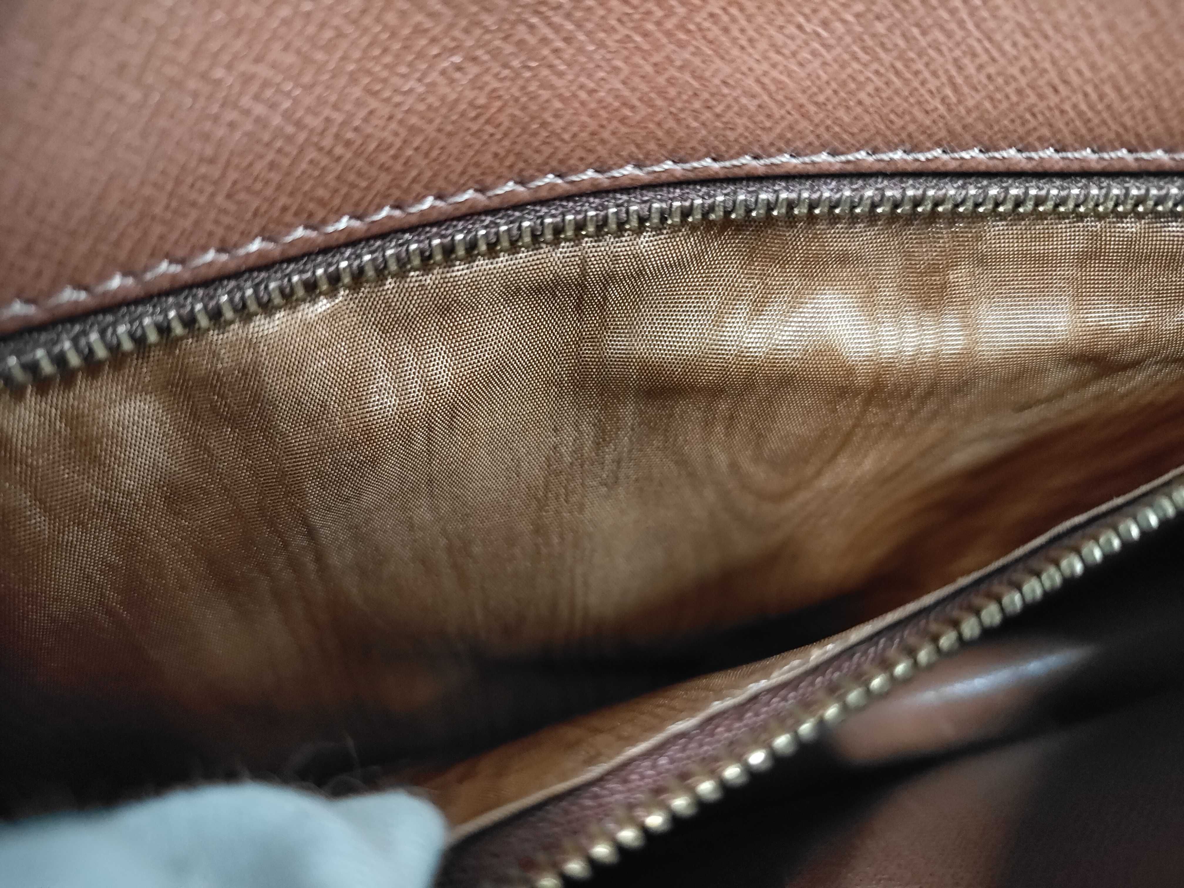 Monogram LV Monogram Pochette Dame Clutch Bag — view 8