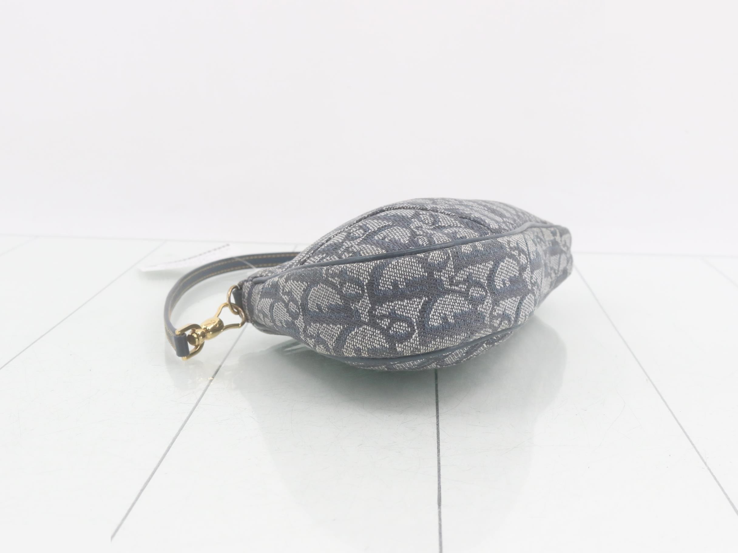 Trotter Saddle Shoulder Bag, Navy — view 5