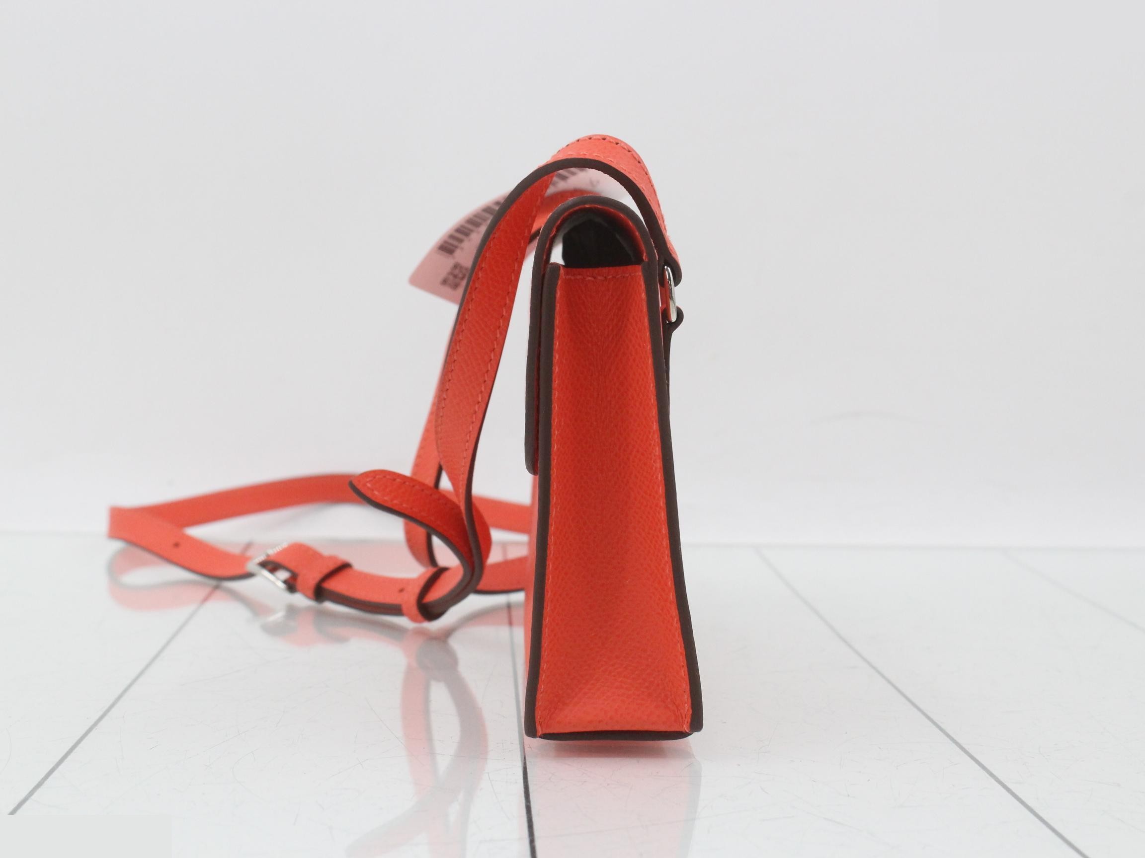 Snap To Go Leather Shoulder Bag, W Stamp, Orange — view 3