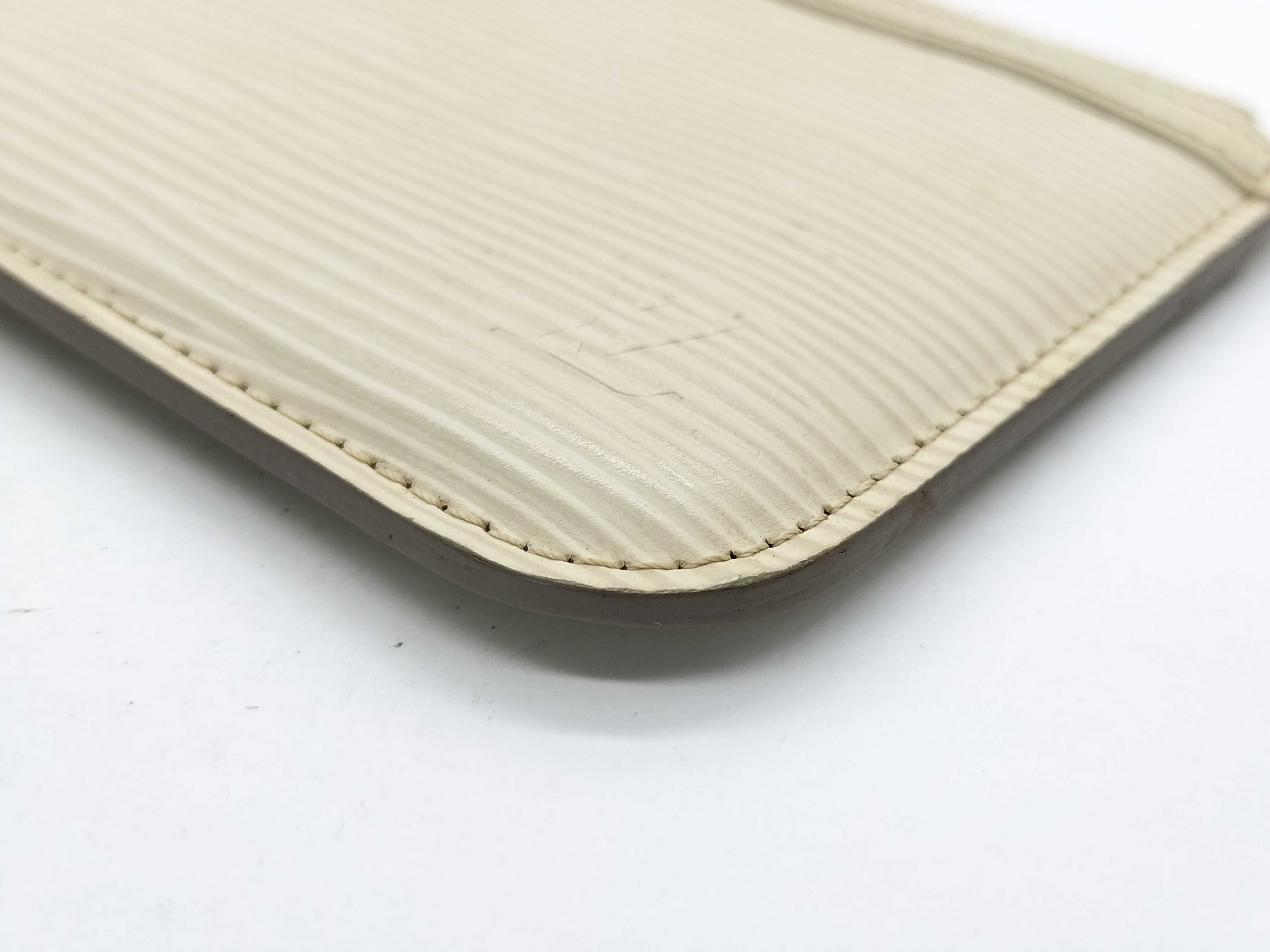 Epi Pochette Cle White Coin Case — view 2