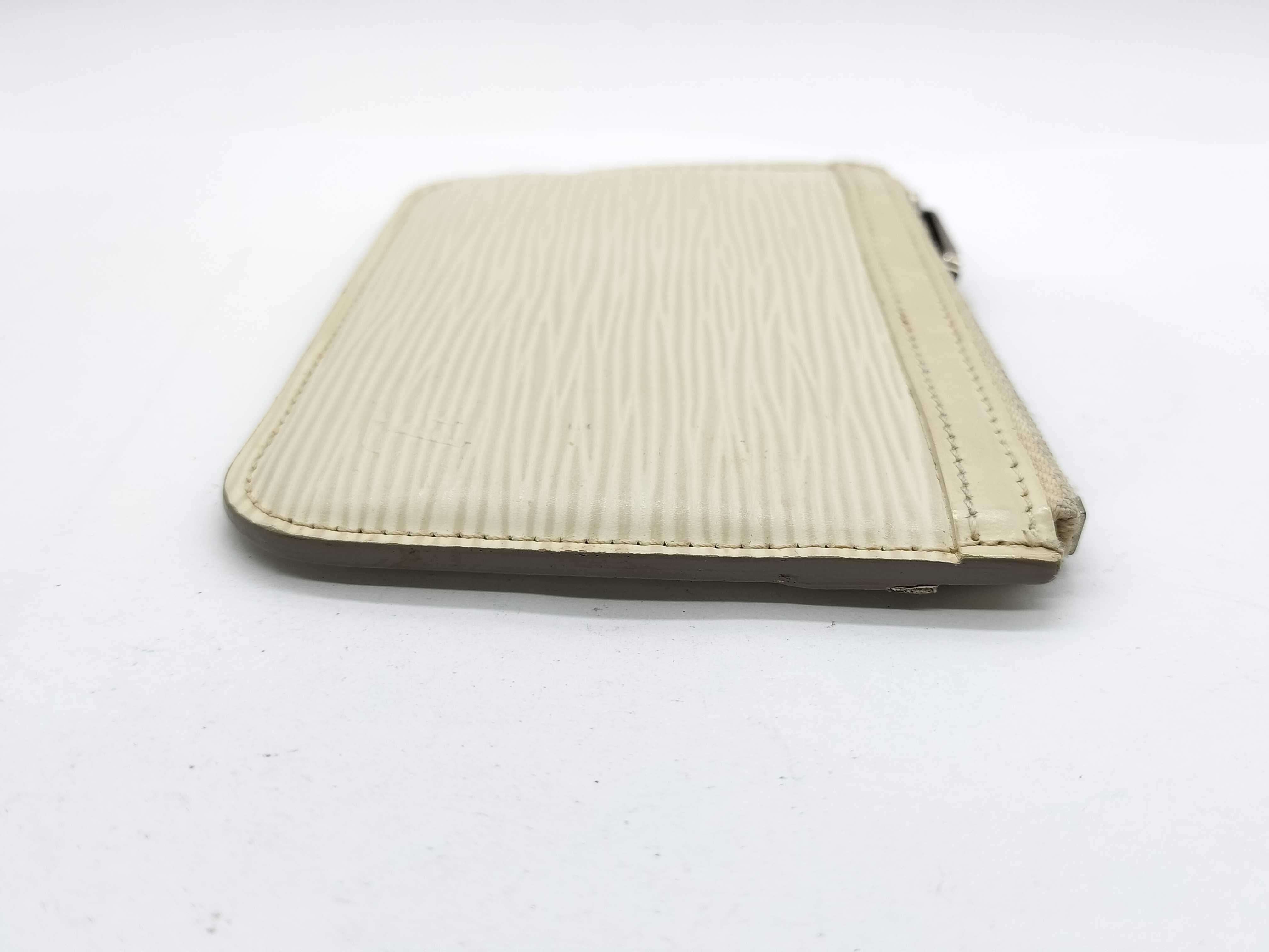 Epi Pochette Cle White Coin Case — view 4