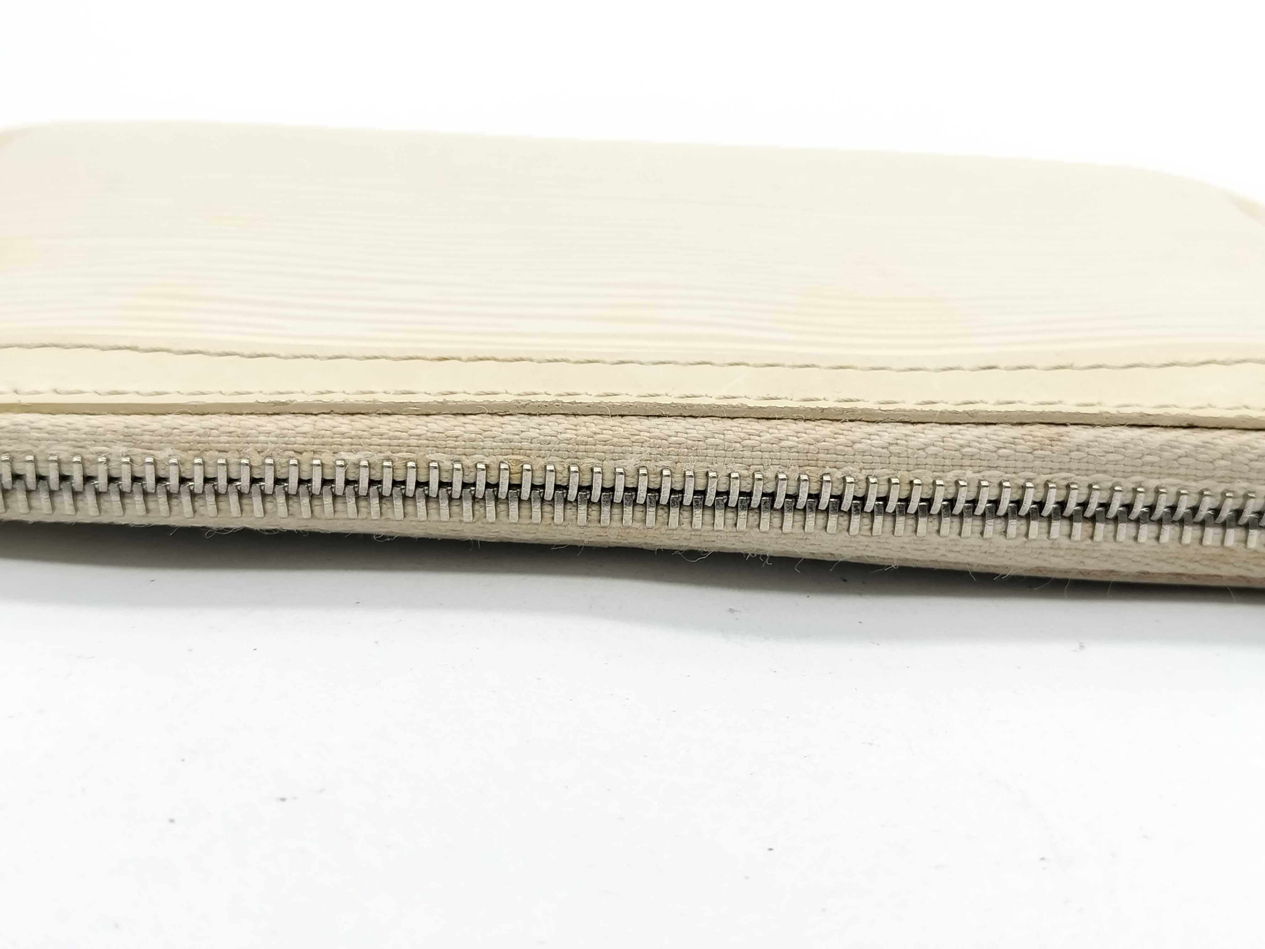 Epi Pochette Cle White Coin Case — view 6