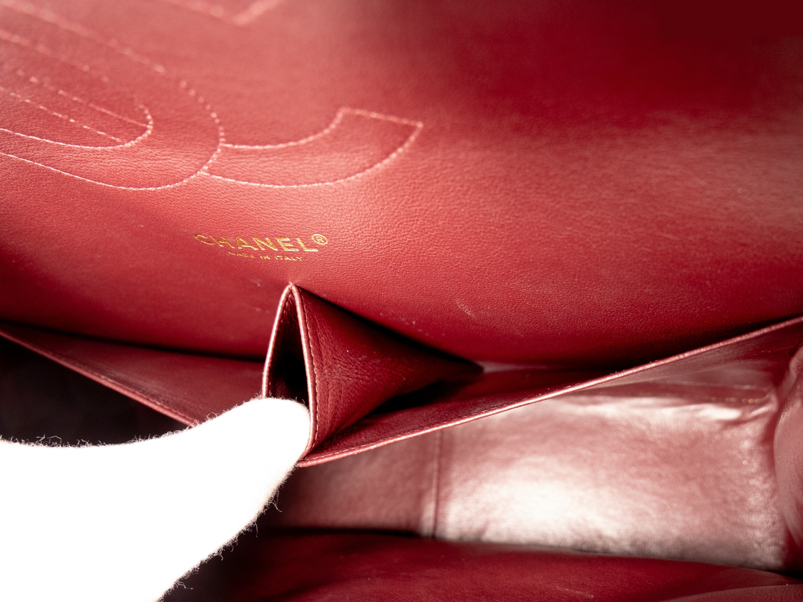 Large Matelassé Seal Double Flap — view 11