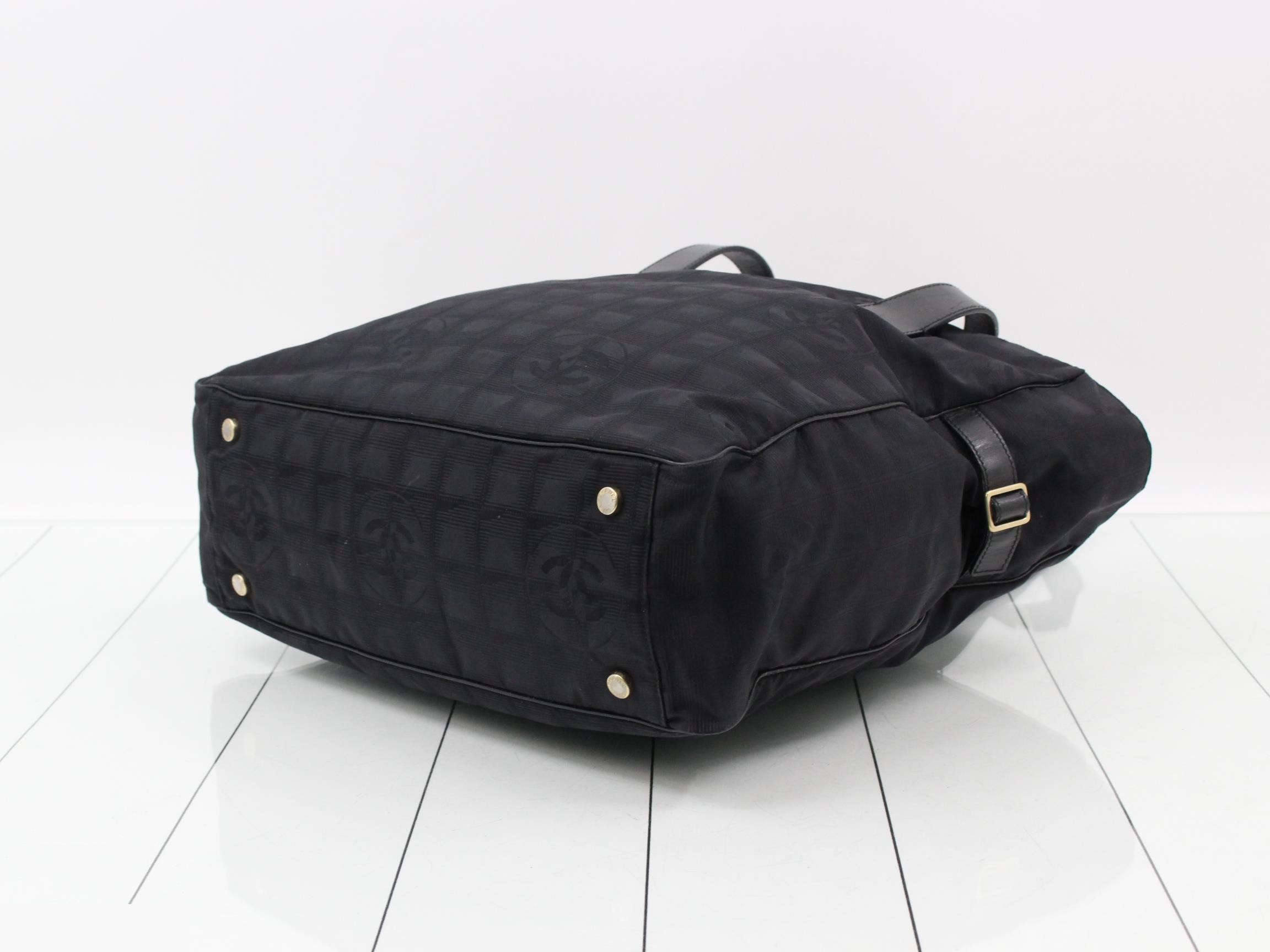 New Travel Handbag — view 6