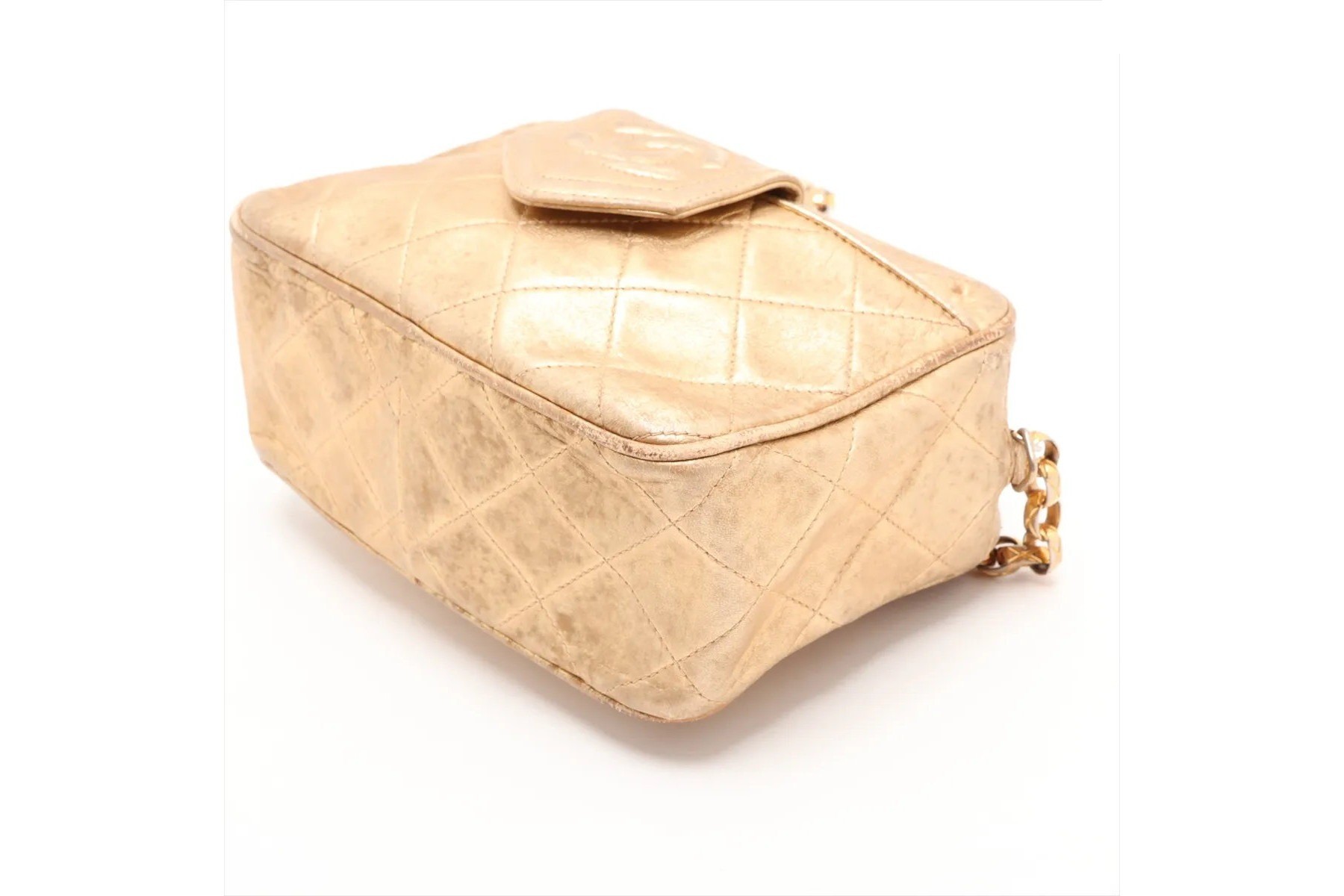 Matelassé Chain Leather Shoulder Bag (Crossbody) — view 3