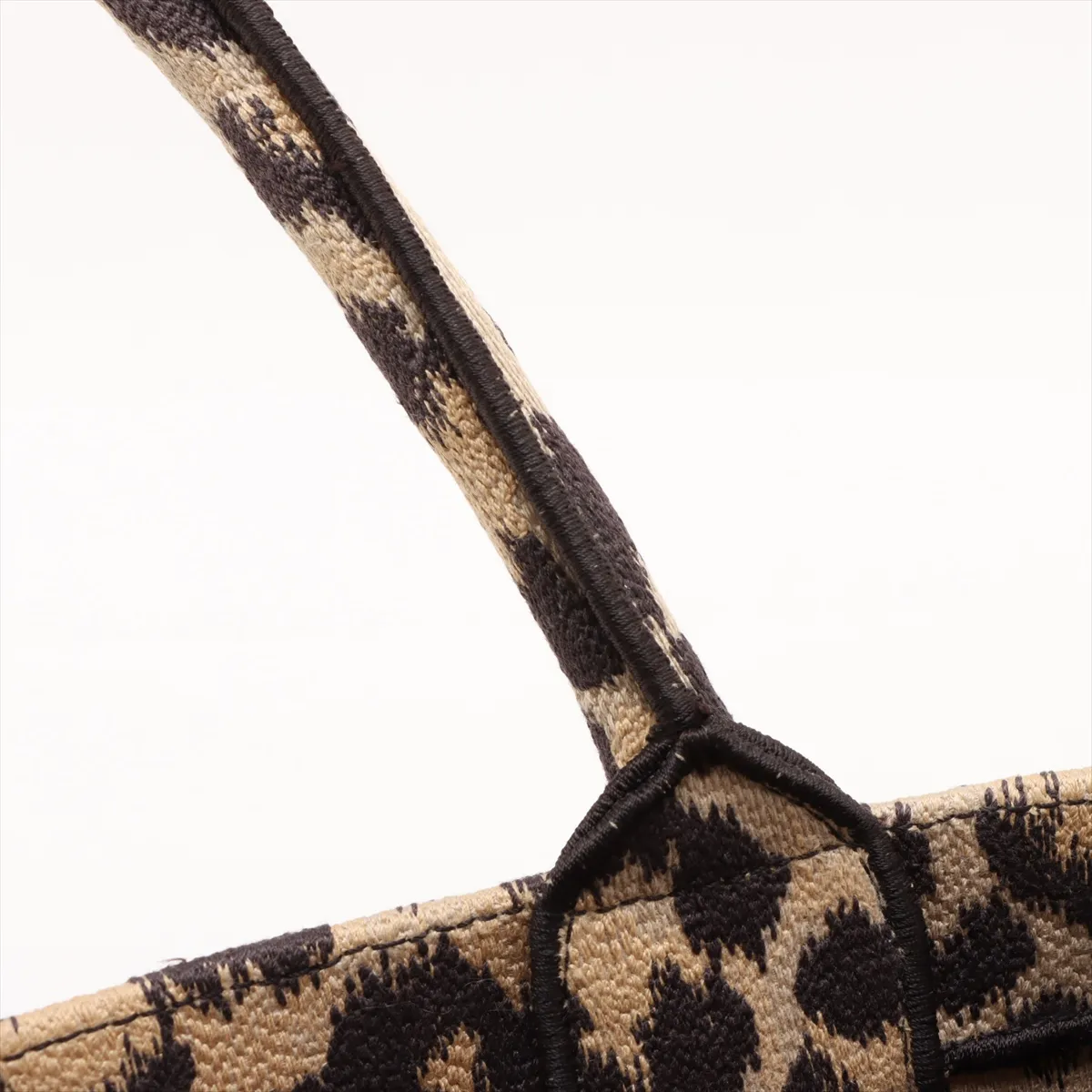 Book Tote Medium Canvas Tote Bag Leopard — view 11