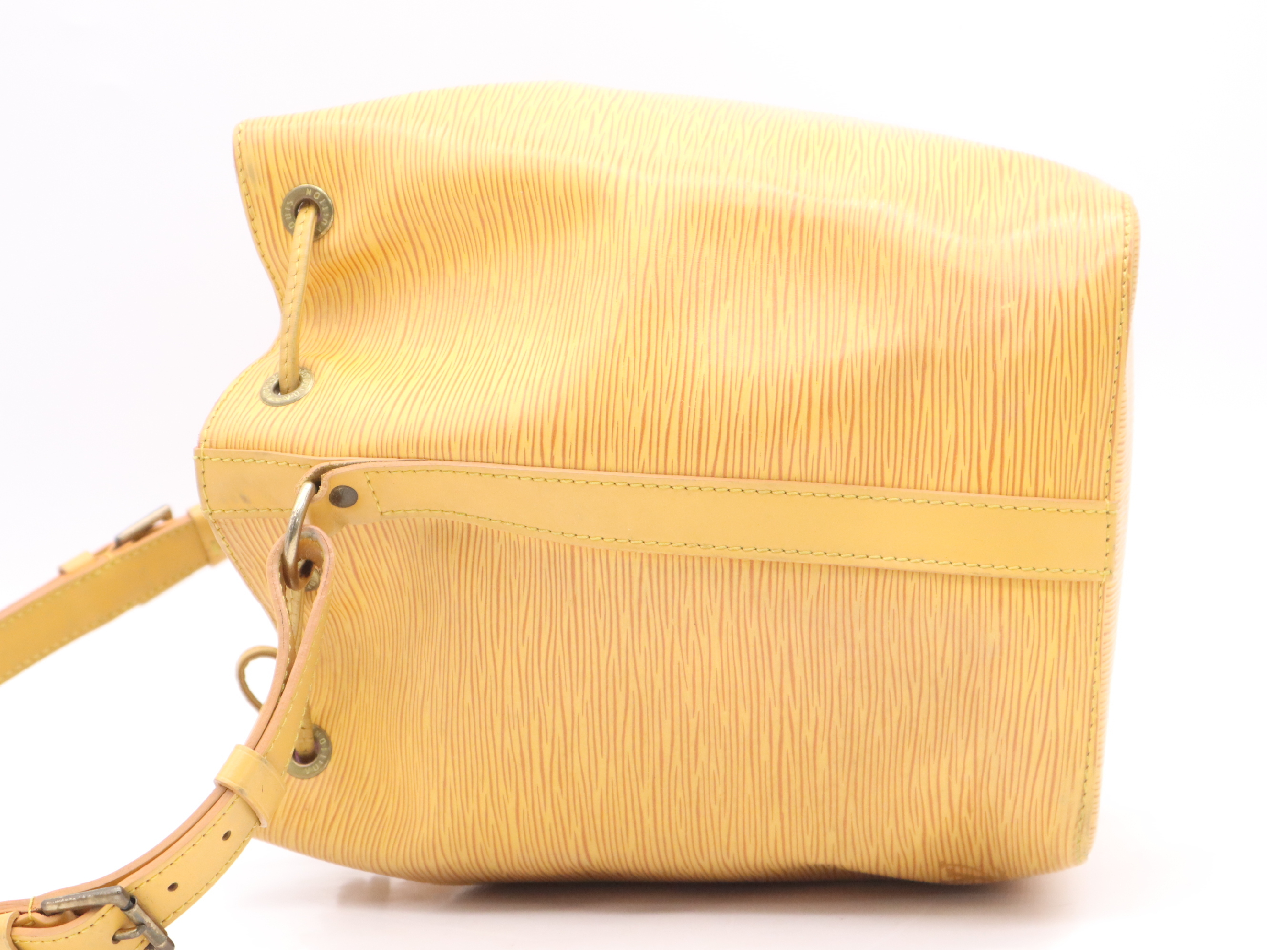 M44109 Epi Petit Noe Tassili Yellow Shoulder Bag — view 3