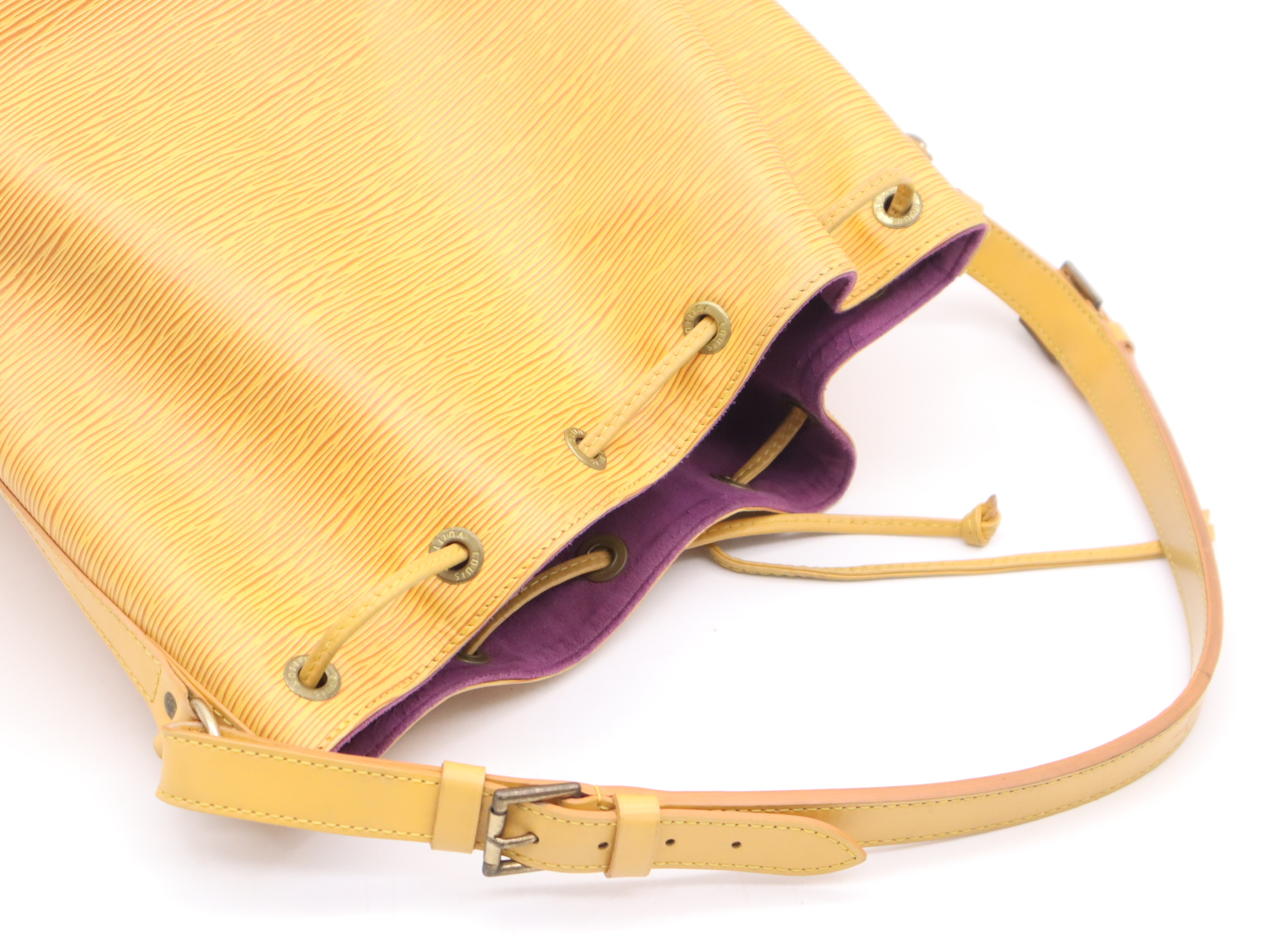 M44109 Epi Petit Noe Tassili Yellow Shoulder Bag — view 6