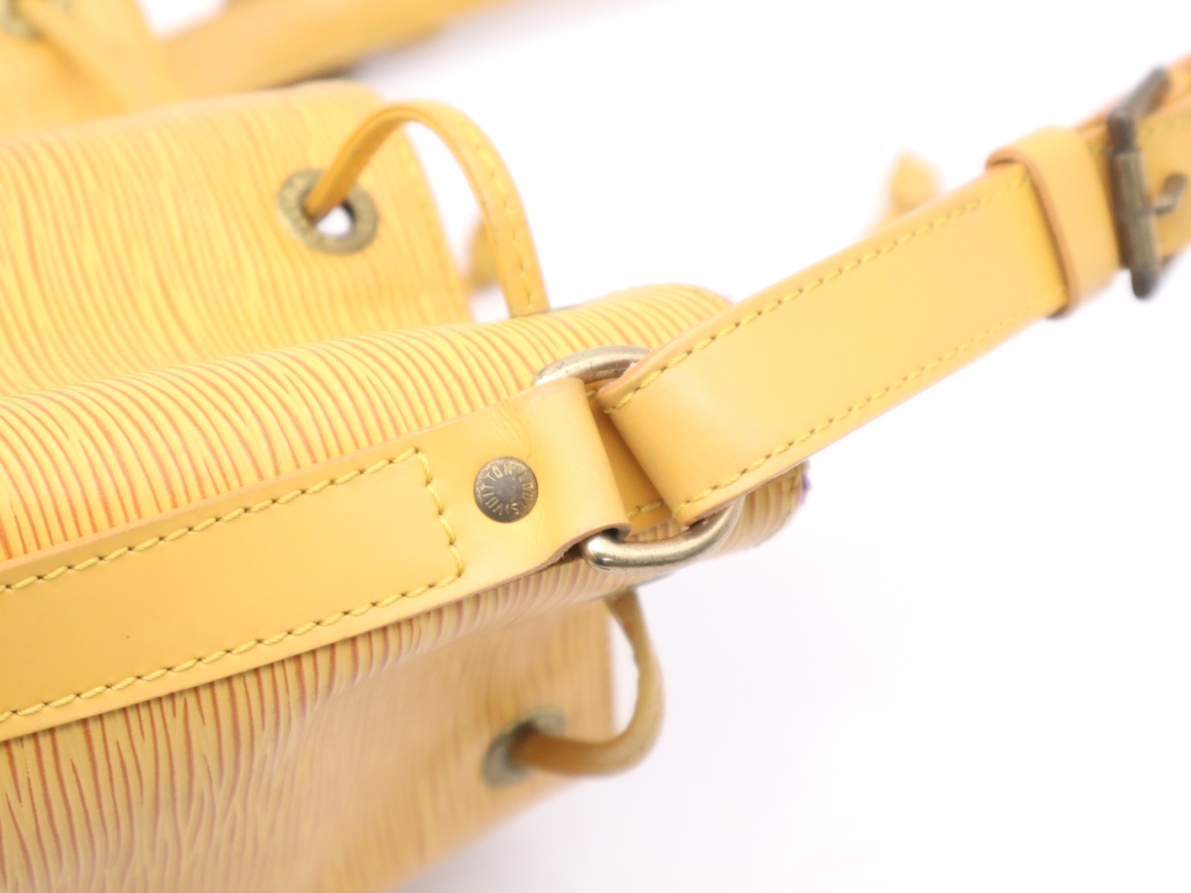 M44109 Epi Petit Noe Tassili Yellow Shoulder Bag — view 7