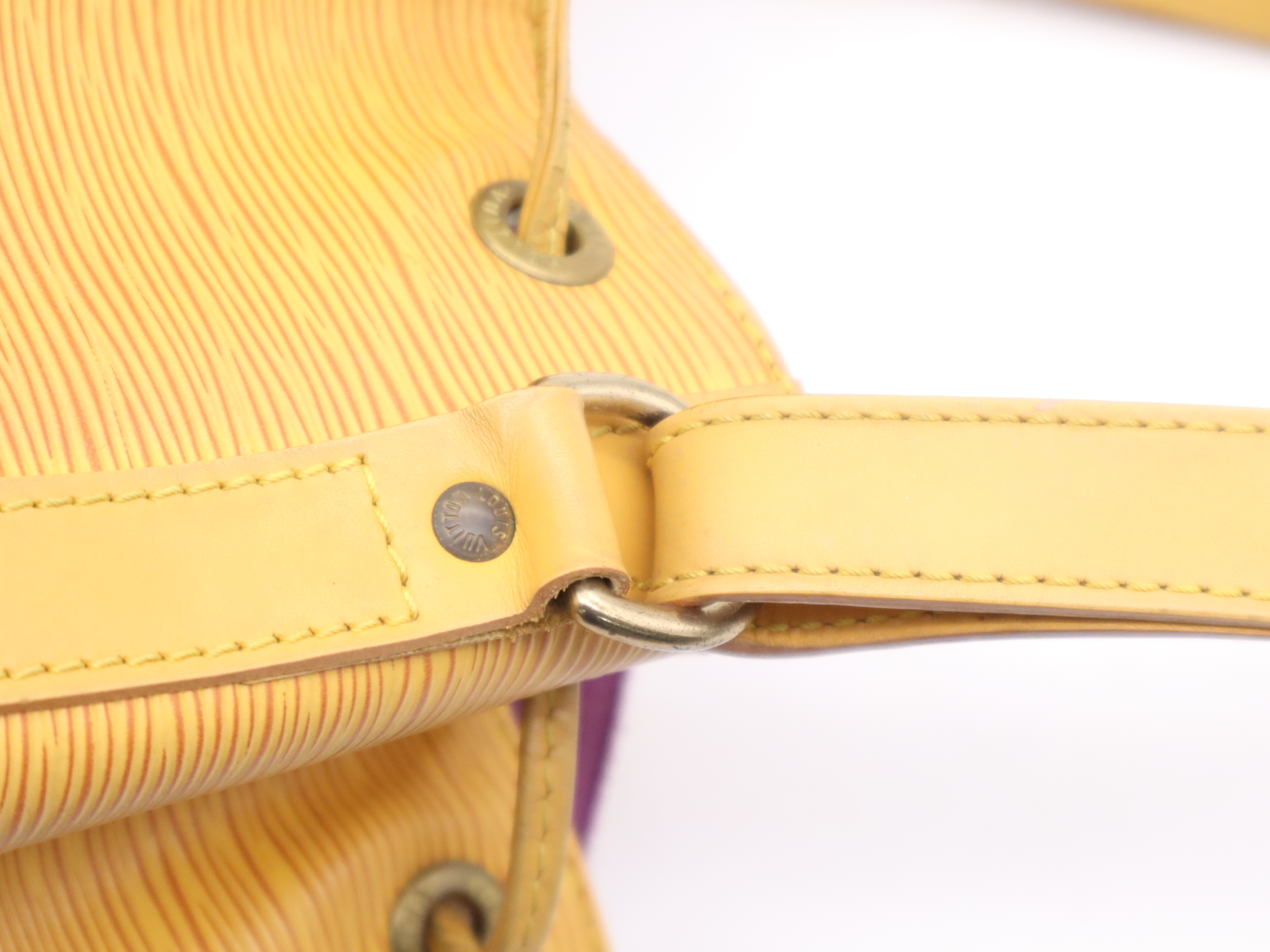 M44109 Epi Petit Noe Tassili Yellow Shoulder Bag — view 8