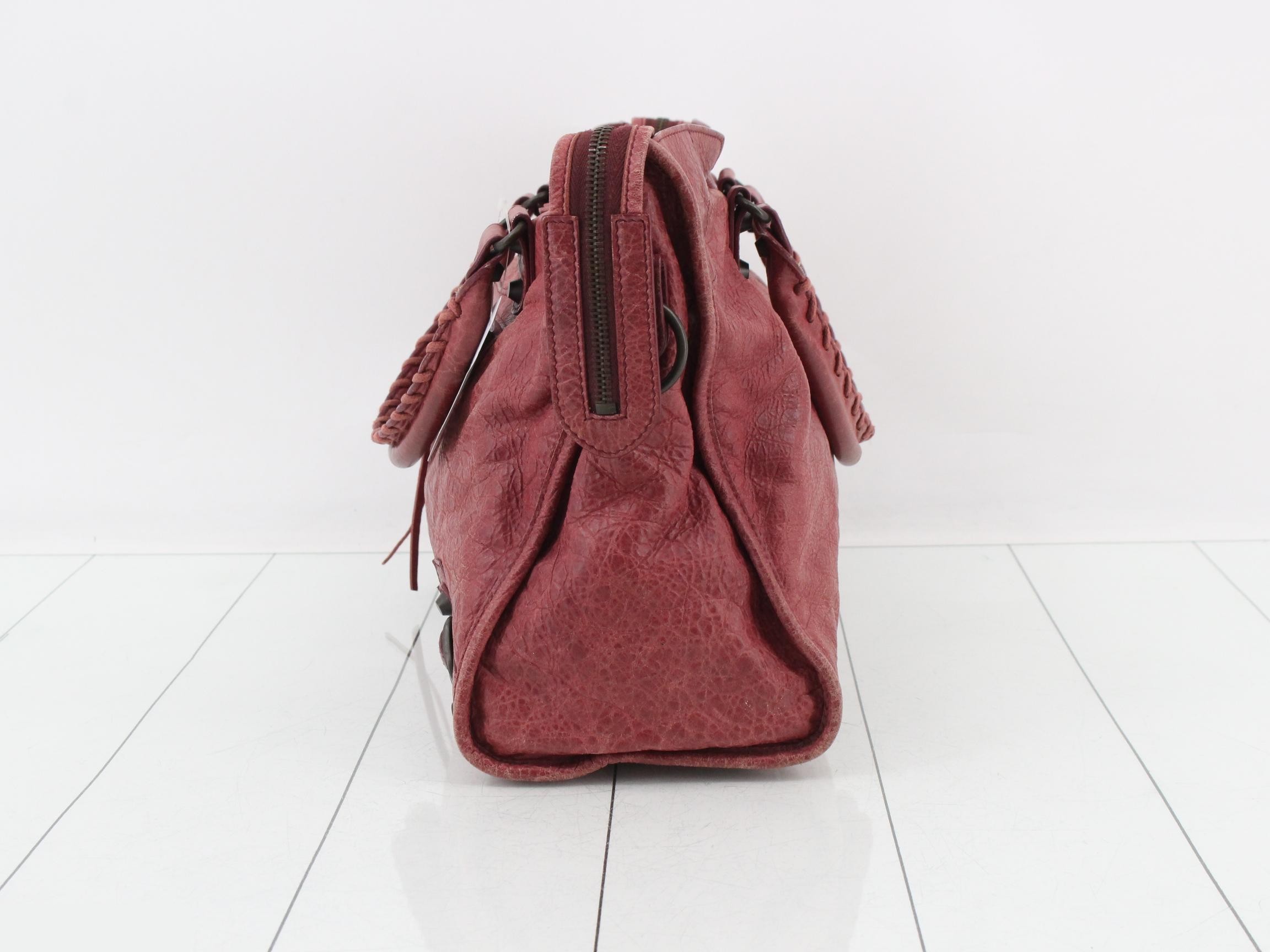 Classic handbag — view 3