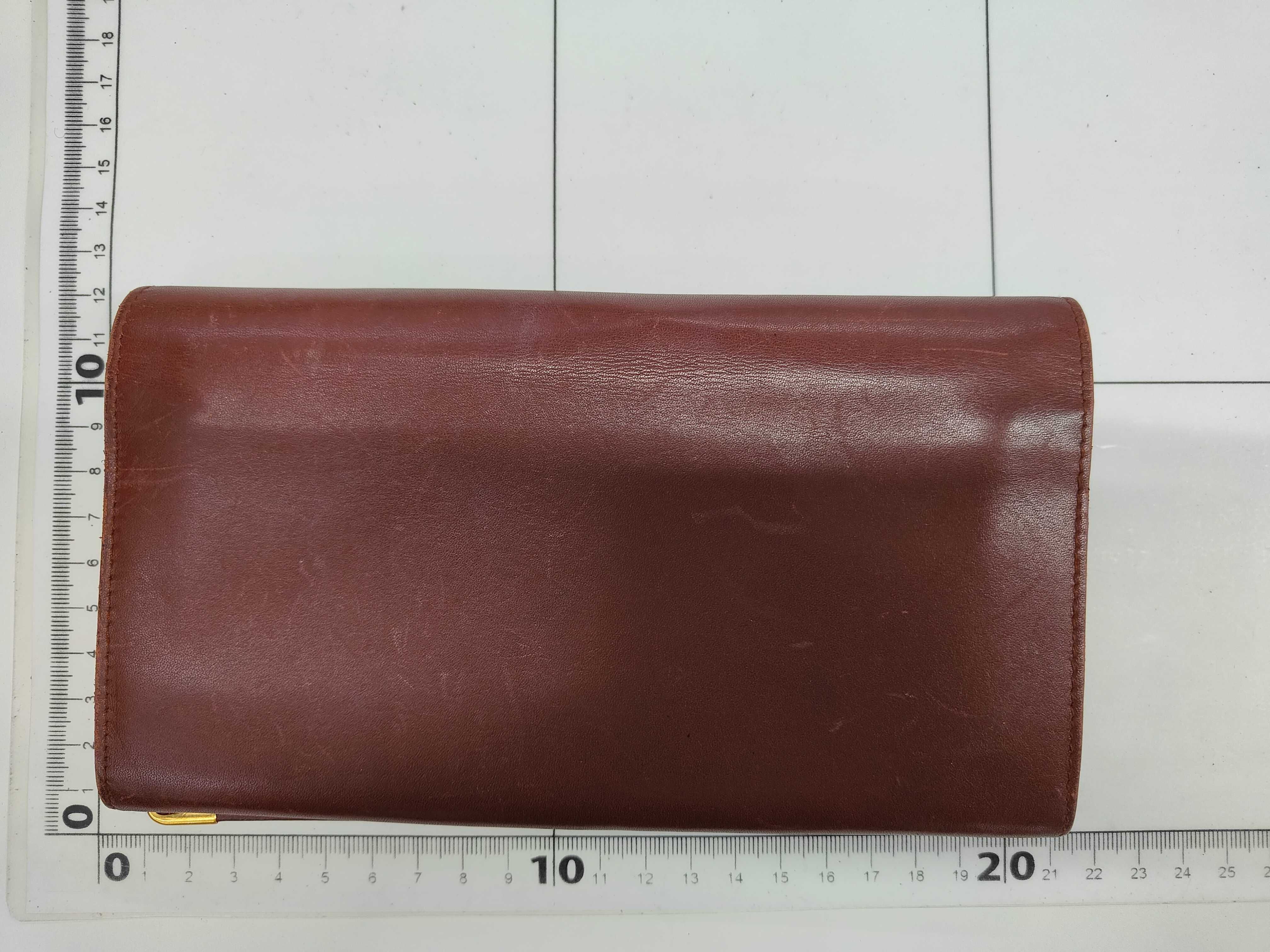 wallet — view 2