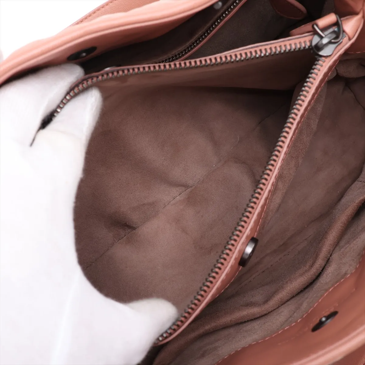 Intrecciato Leather Studded Chain Tote Bag, Beige, with Mirror — view 9