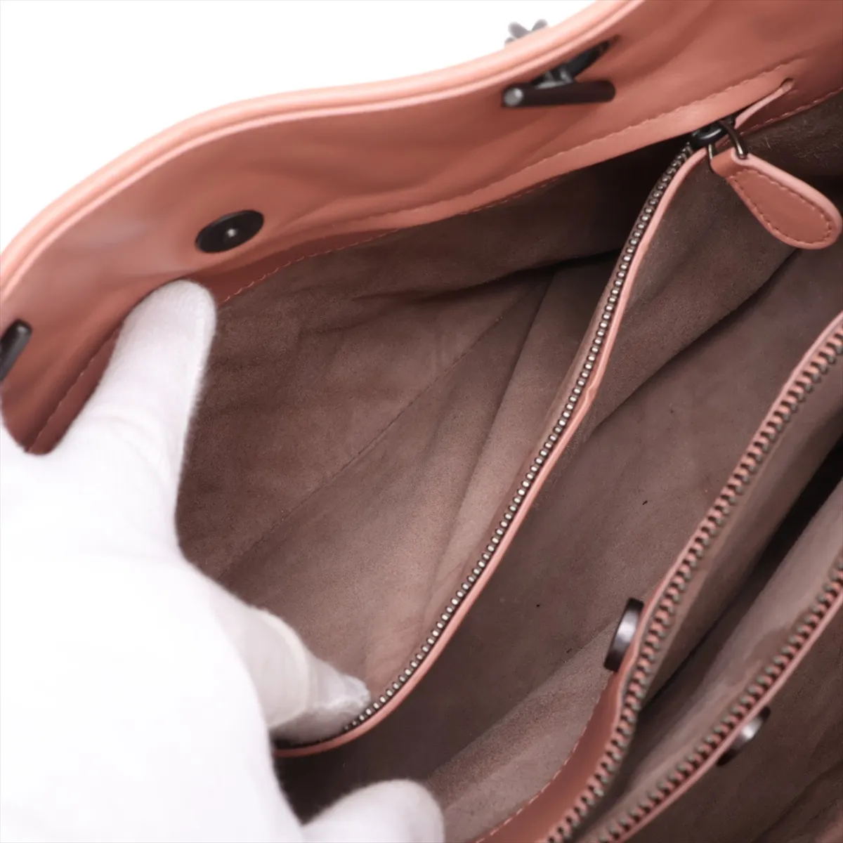 Intrecciato Leather Studded Chain Tote Bag, Beige, with Mirror — view 10