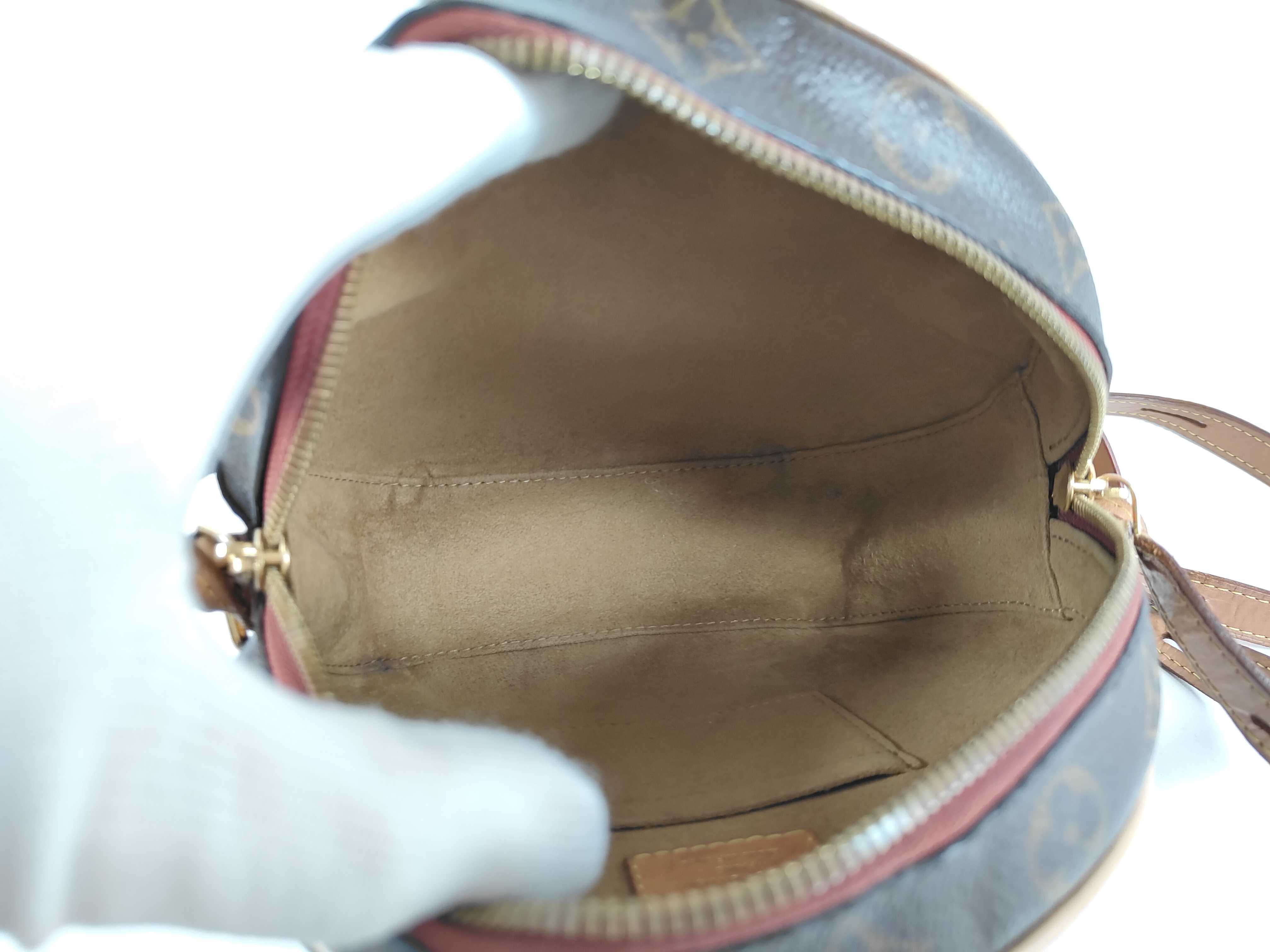 Boite Chapeau Souple MM Shoulder Bag — view 10