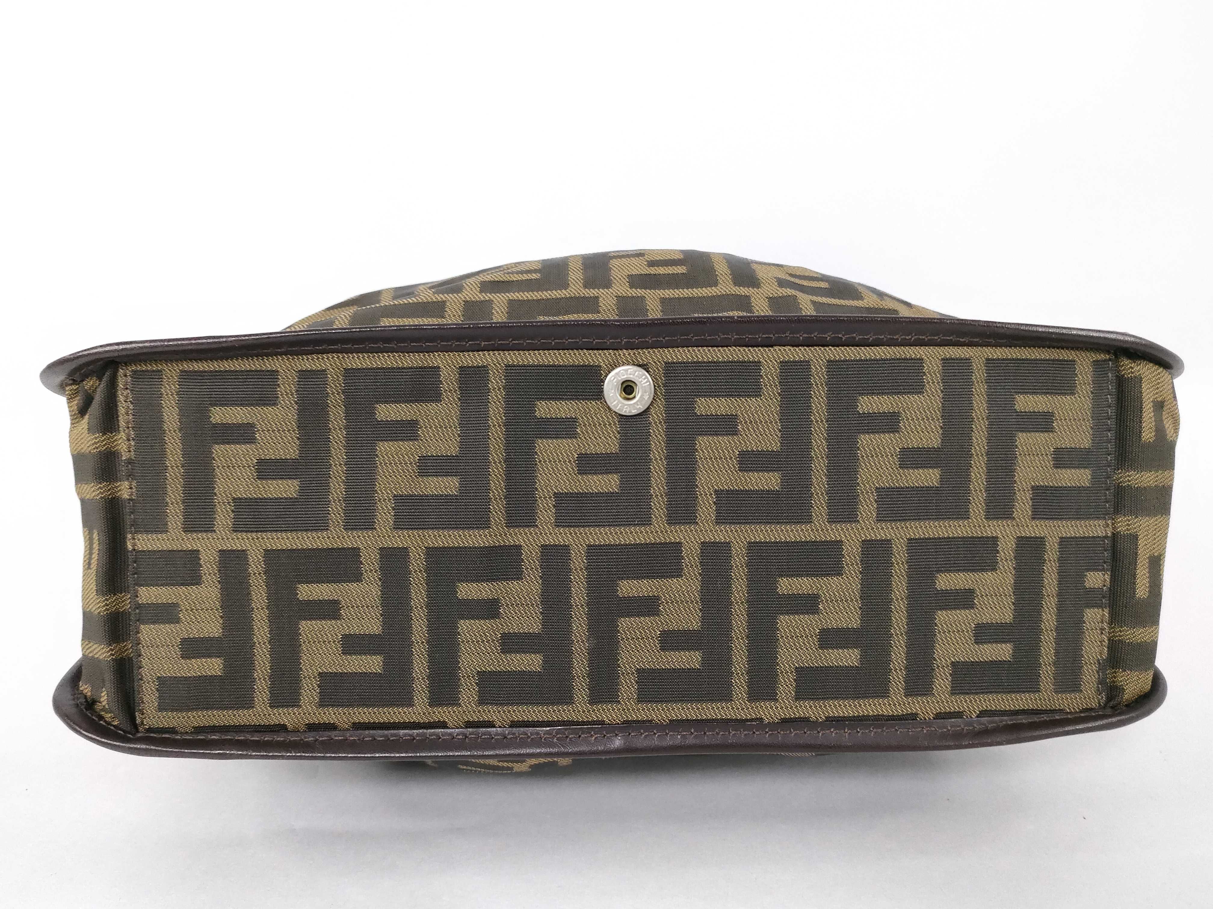 Zucca pattern Fendi Zucca handbag — view 7