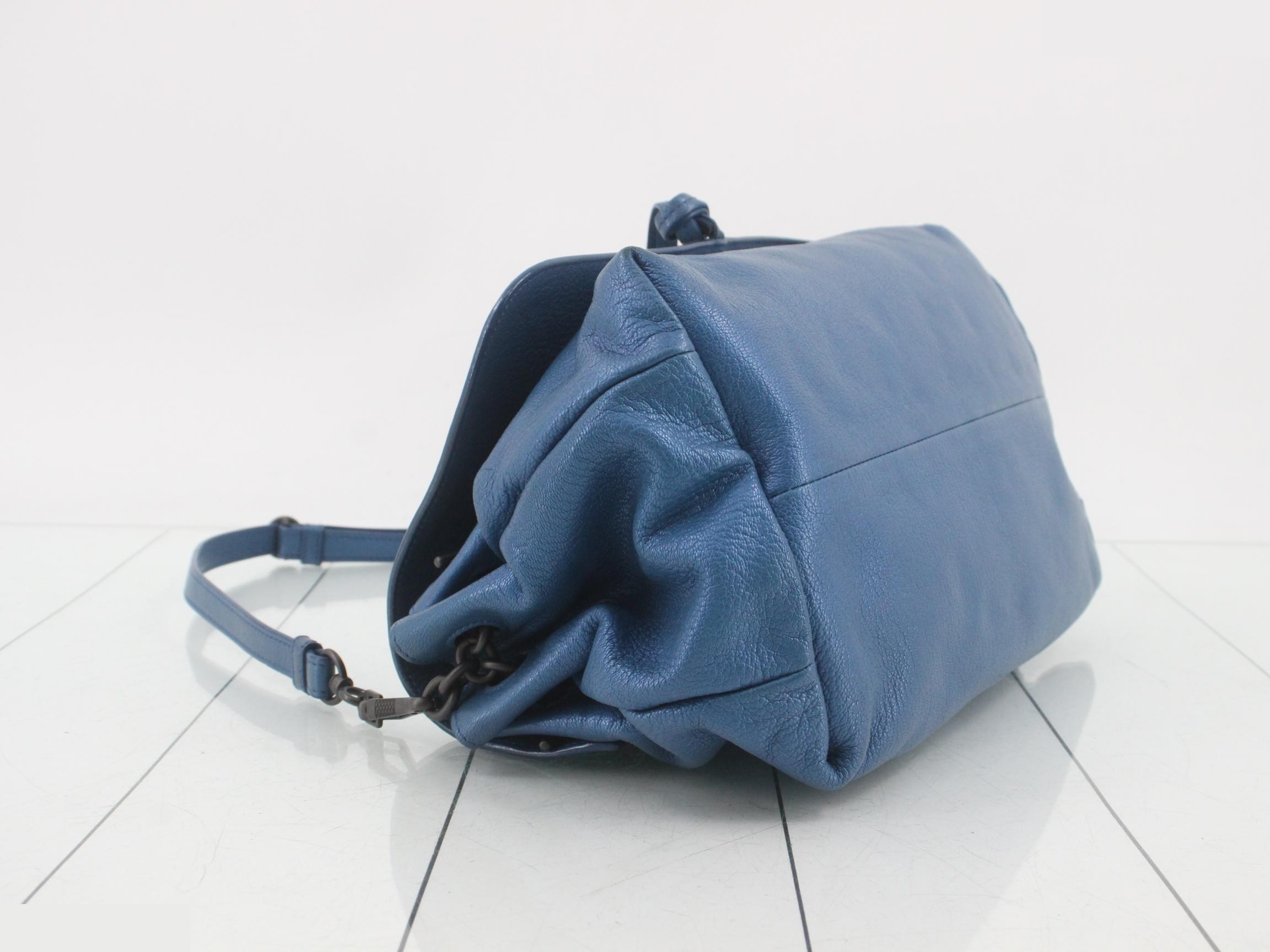 Intrecciato Shoulder Bag, Leather, Blue — view 5