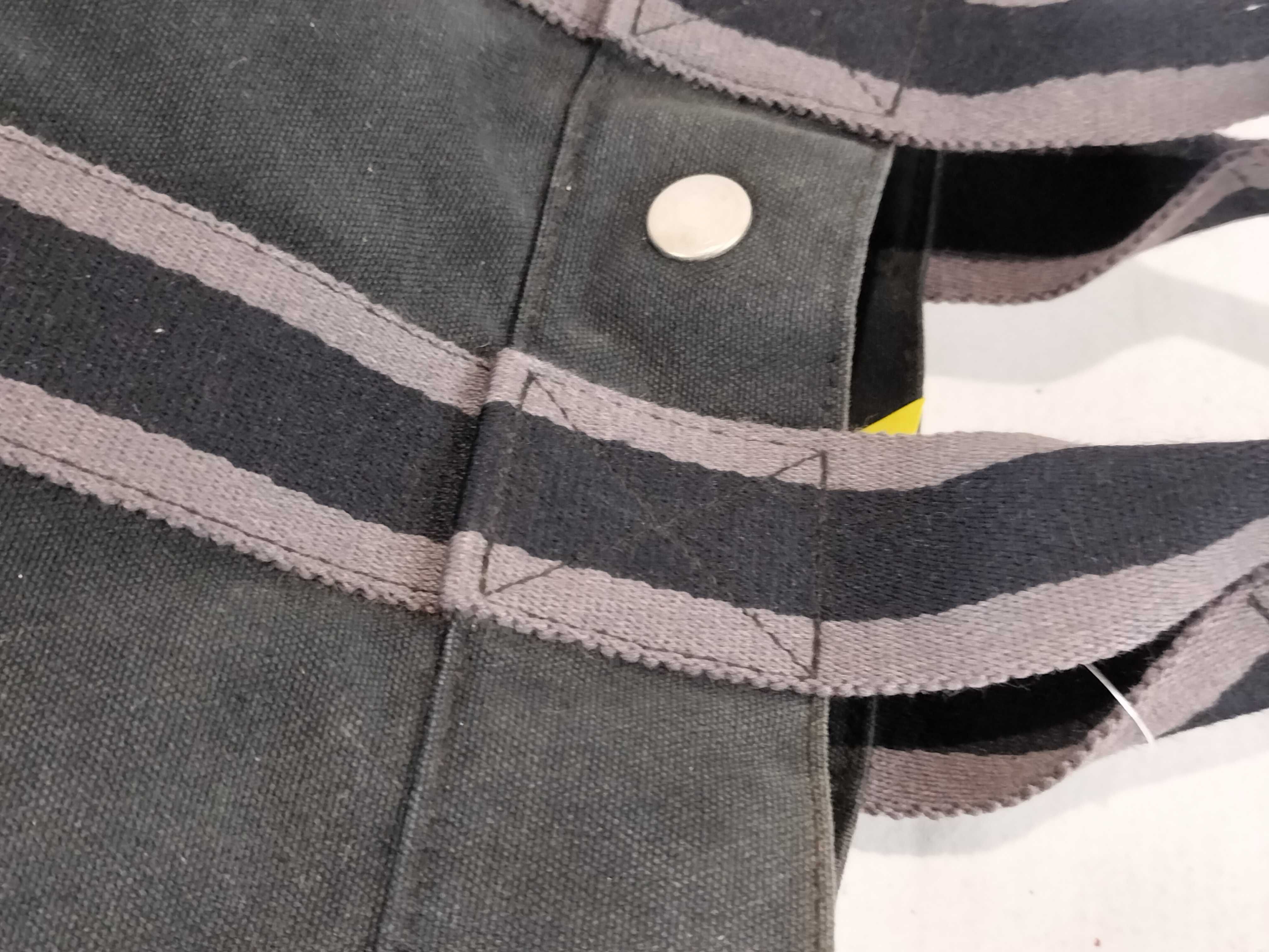 Fourre-Tout PM Handbag — view 5