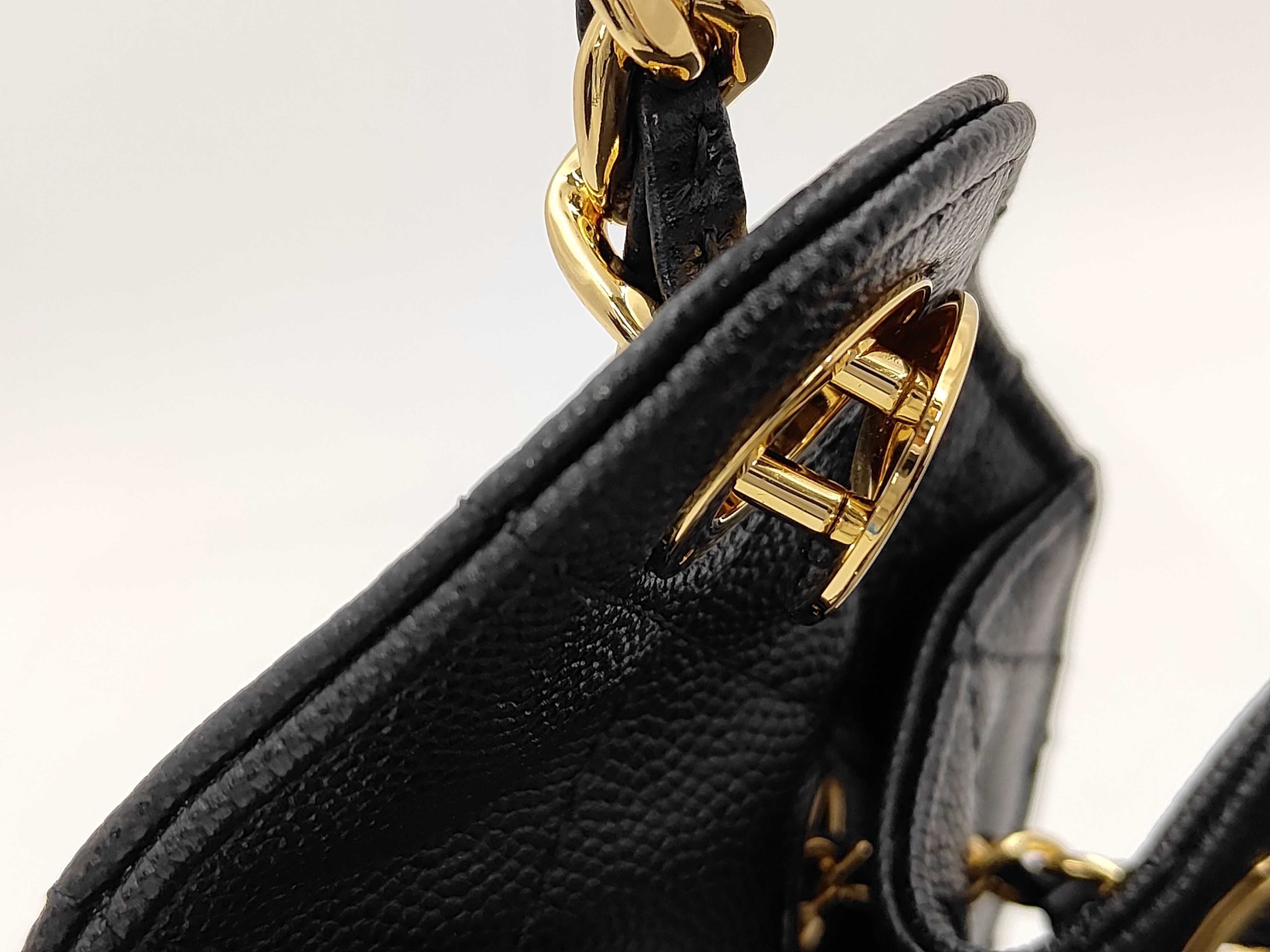 Matelassé AS5631 Shoulder Bag — view 3