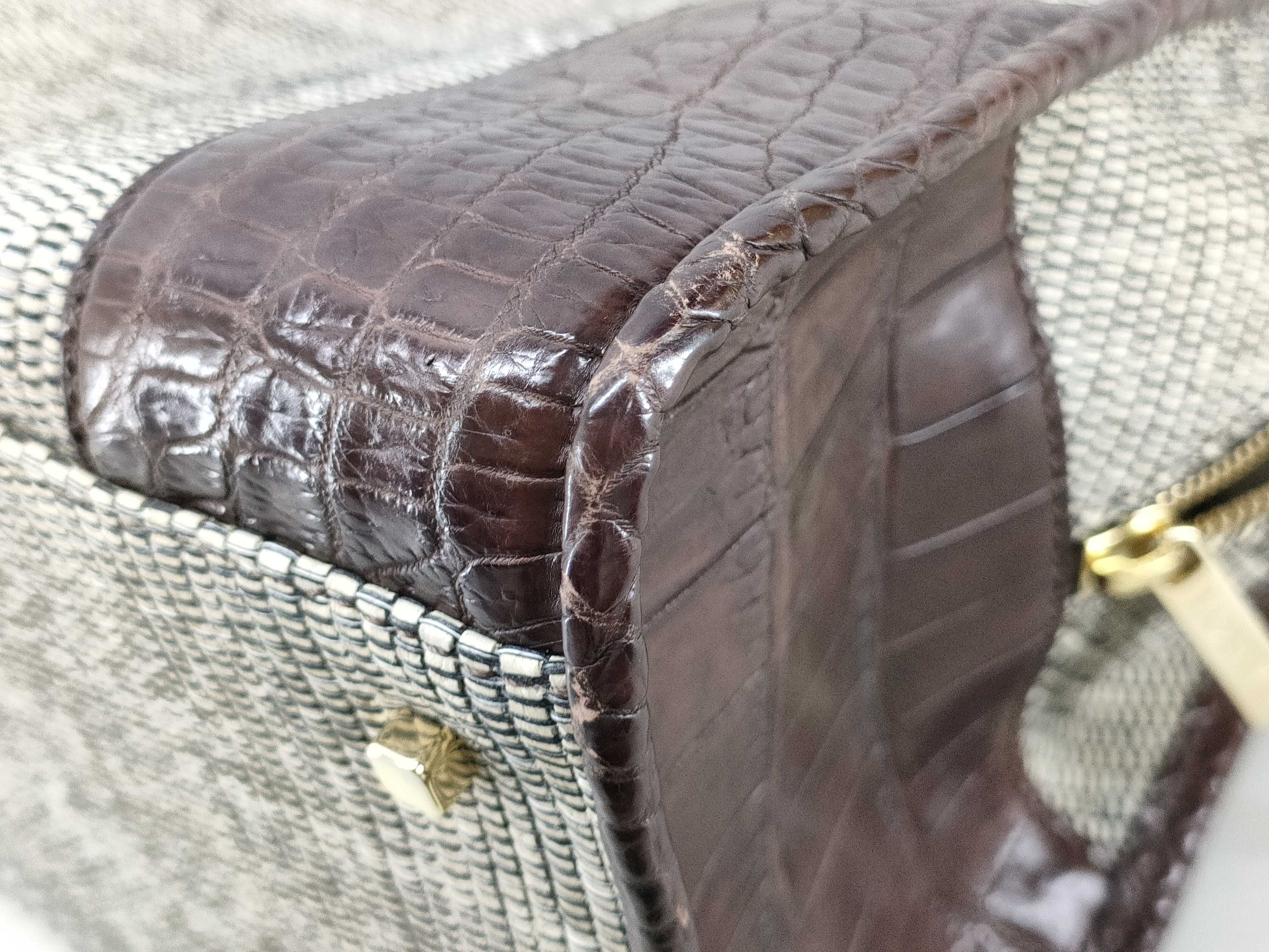 Amazona 28 Crocodile Handbag — view 4