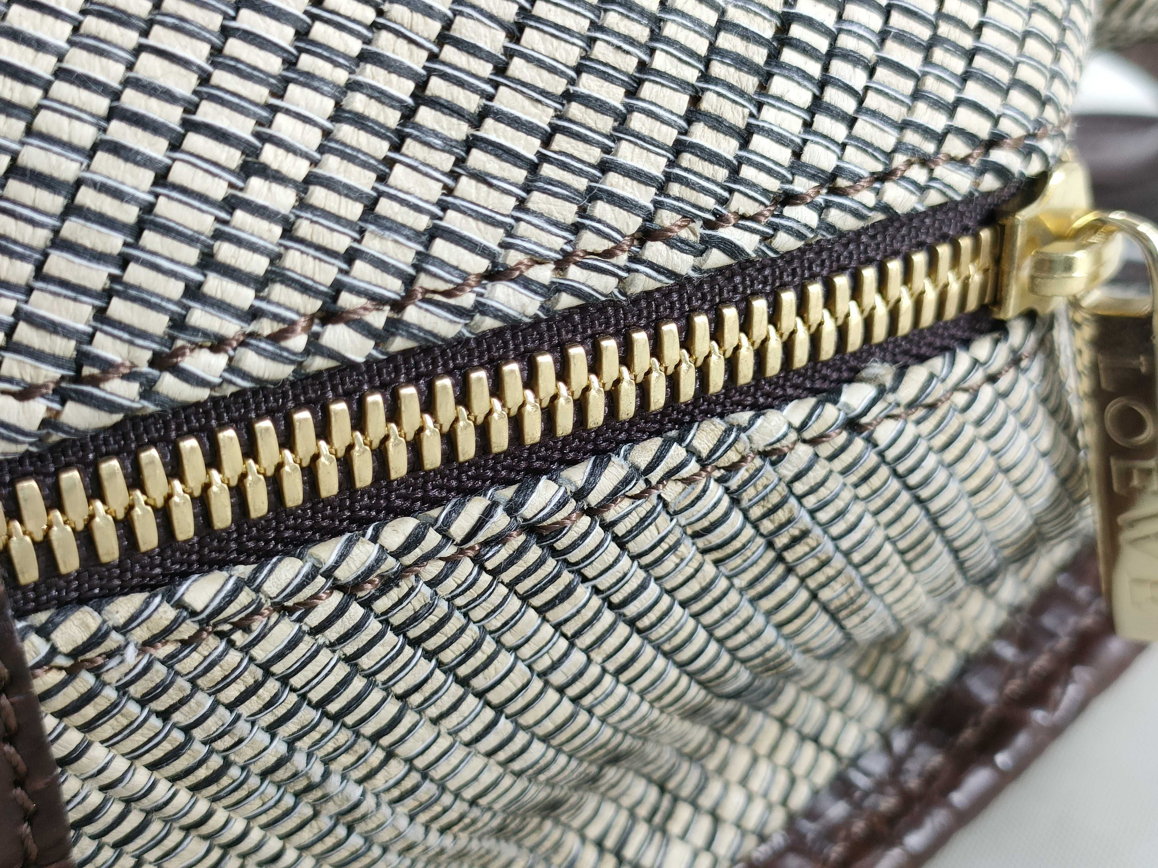 Amazona 28 Crocodile Handbag — view 8