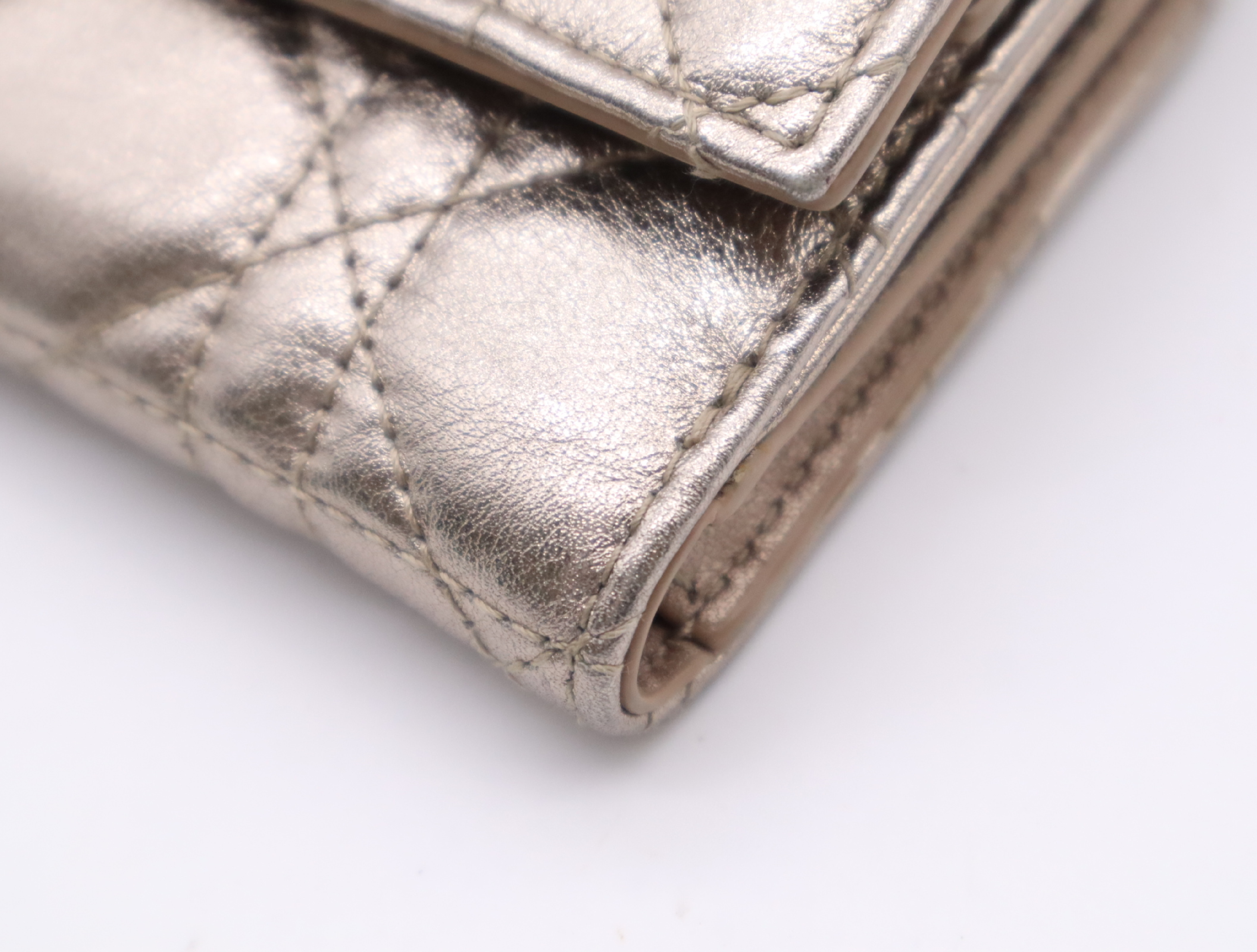 S0181ONMJ Lambskin Lady Lotus Wallet Gold — view 7